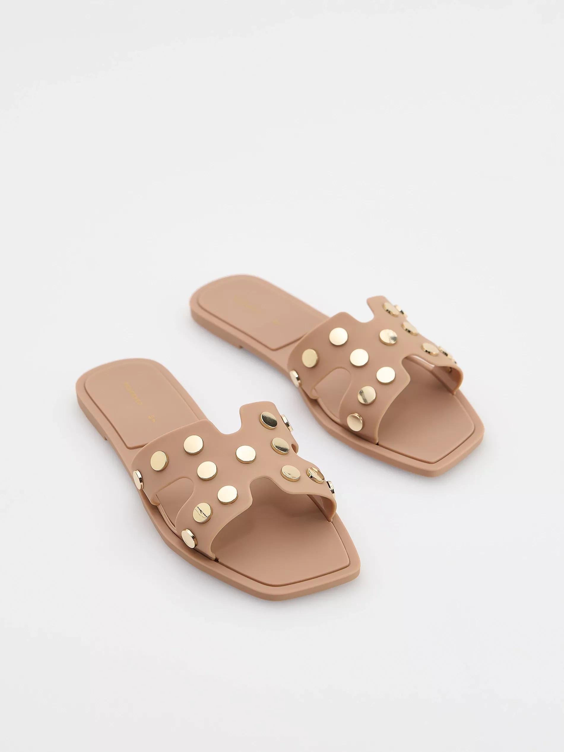 Beige Leather Rich Sliders With Rivets, Beige, medium