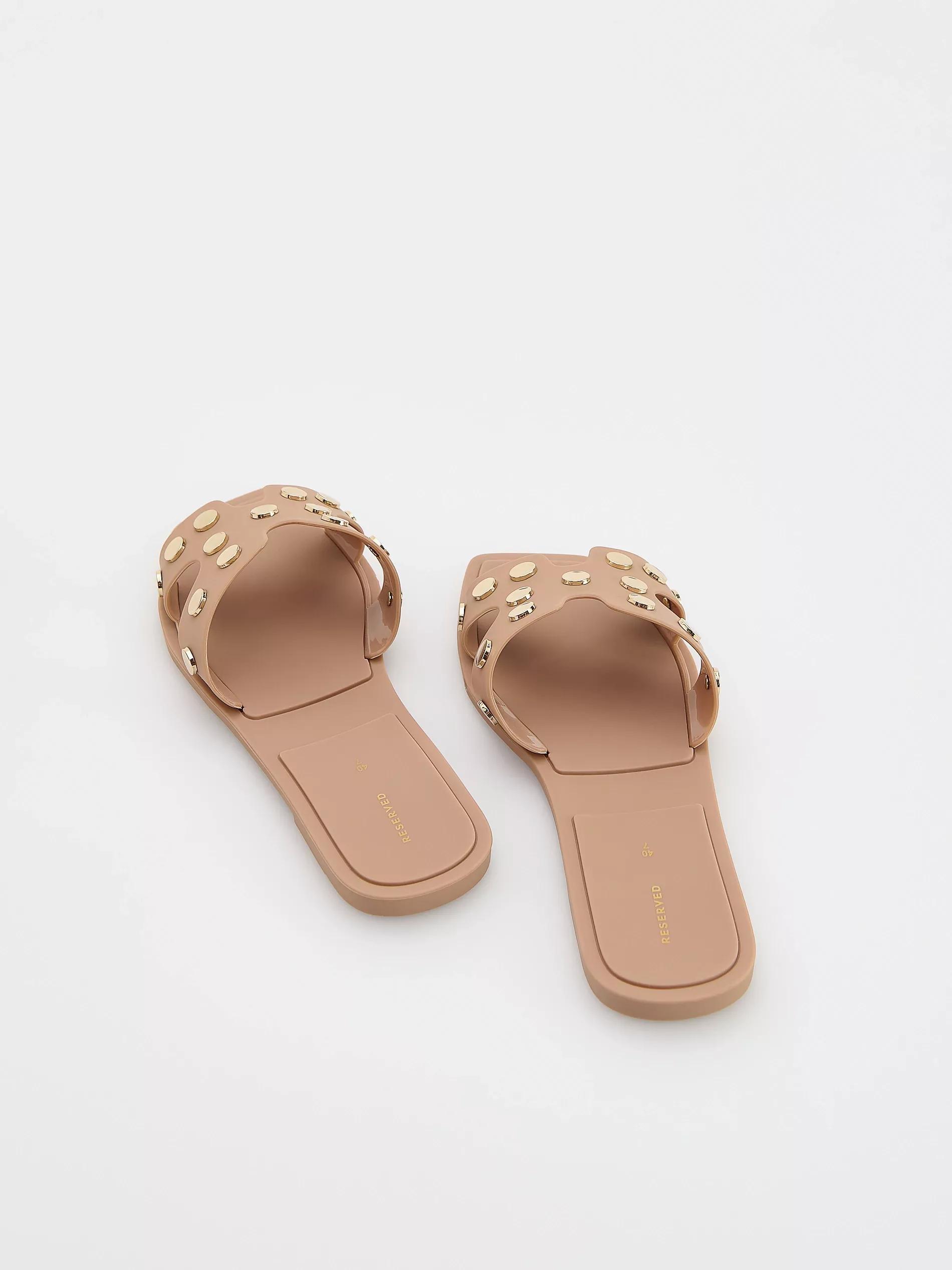 Beige Leather Rich Sliders With Rivets, Beige, medium