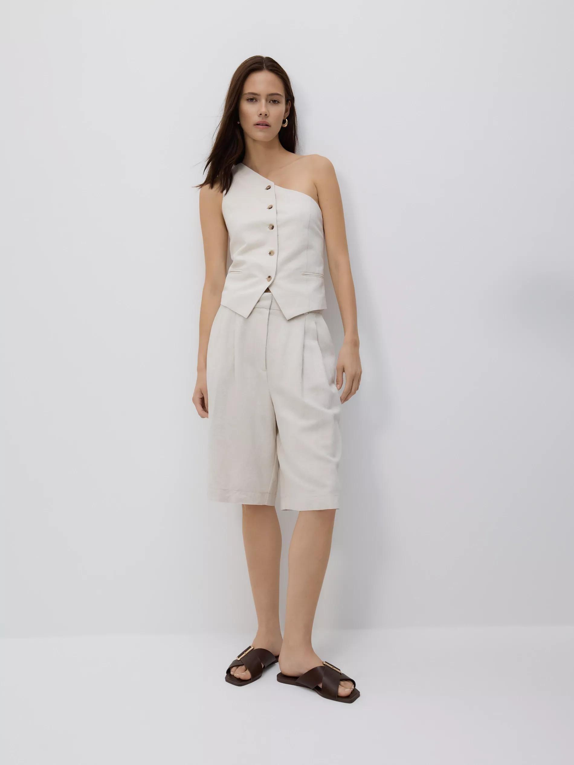 NUDE Bermuda shorts with pleats, Ivory, large image number 1