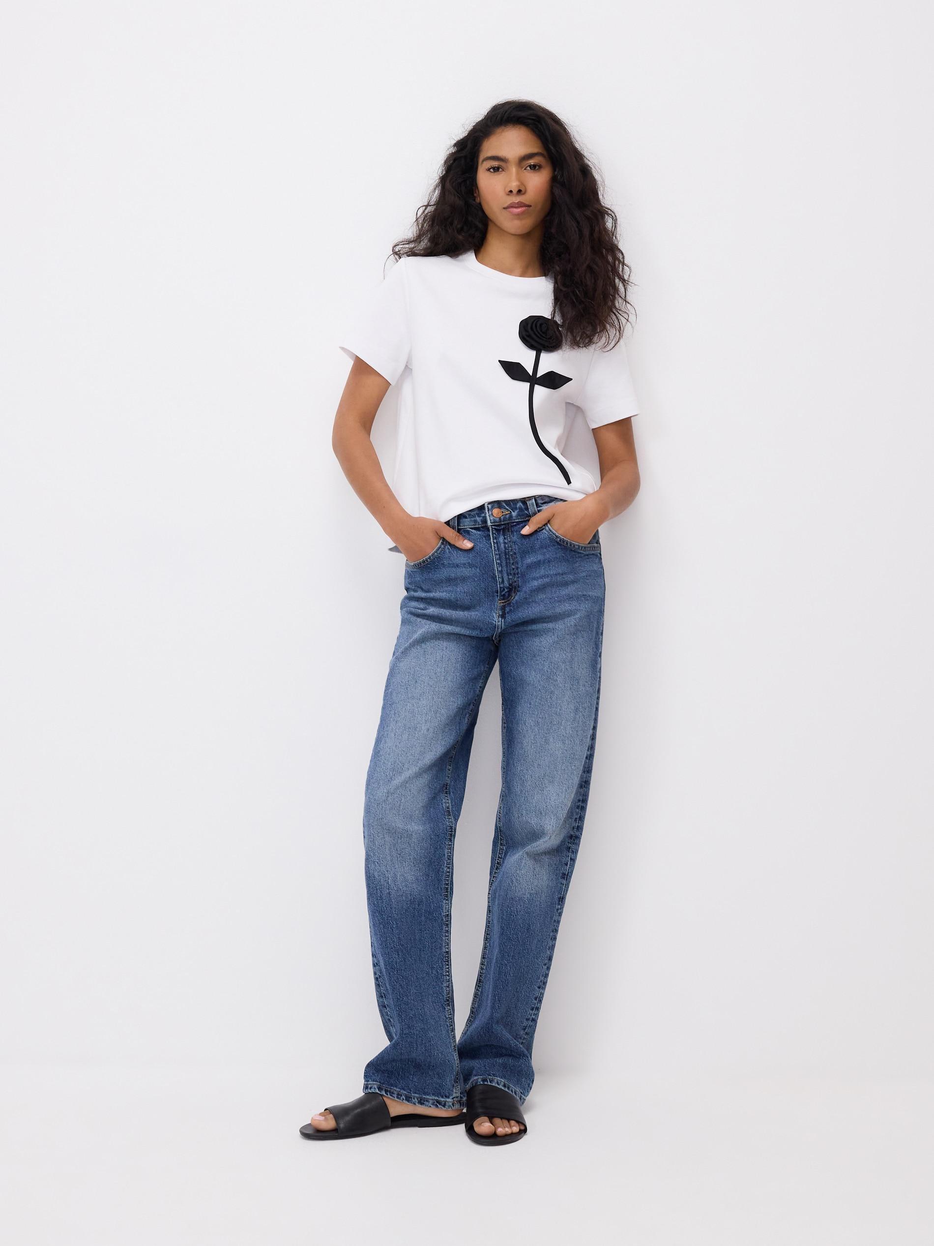 White T-Shirt With Flower Appplique, White, large image number 2