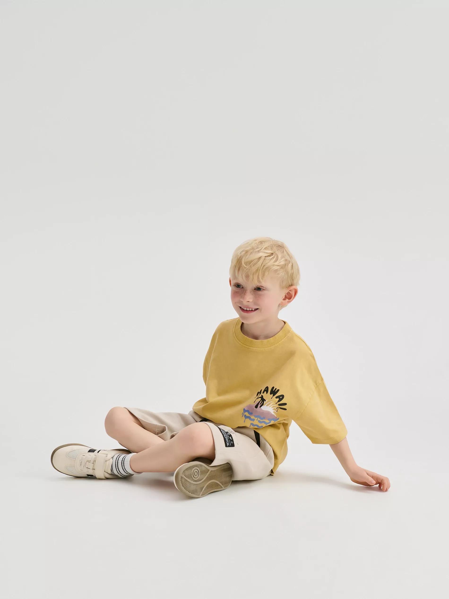 Beige Bermuda Shorts, , large image number 3