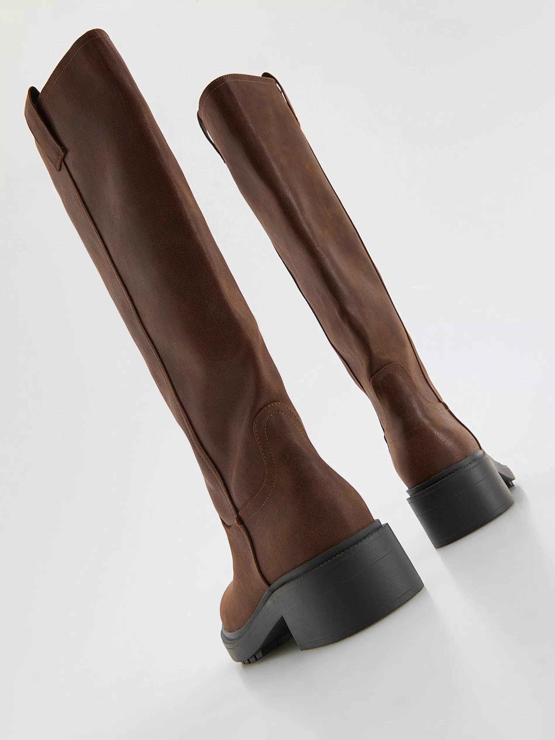 Brown Low-Heel Knee Boots, Brown, medium