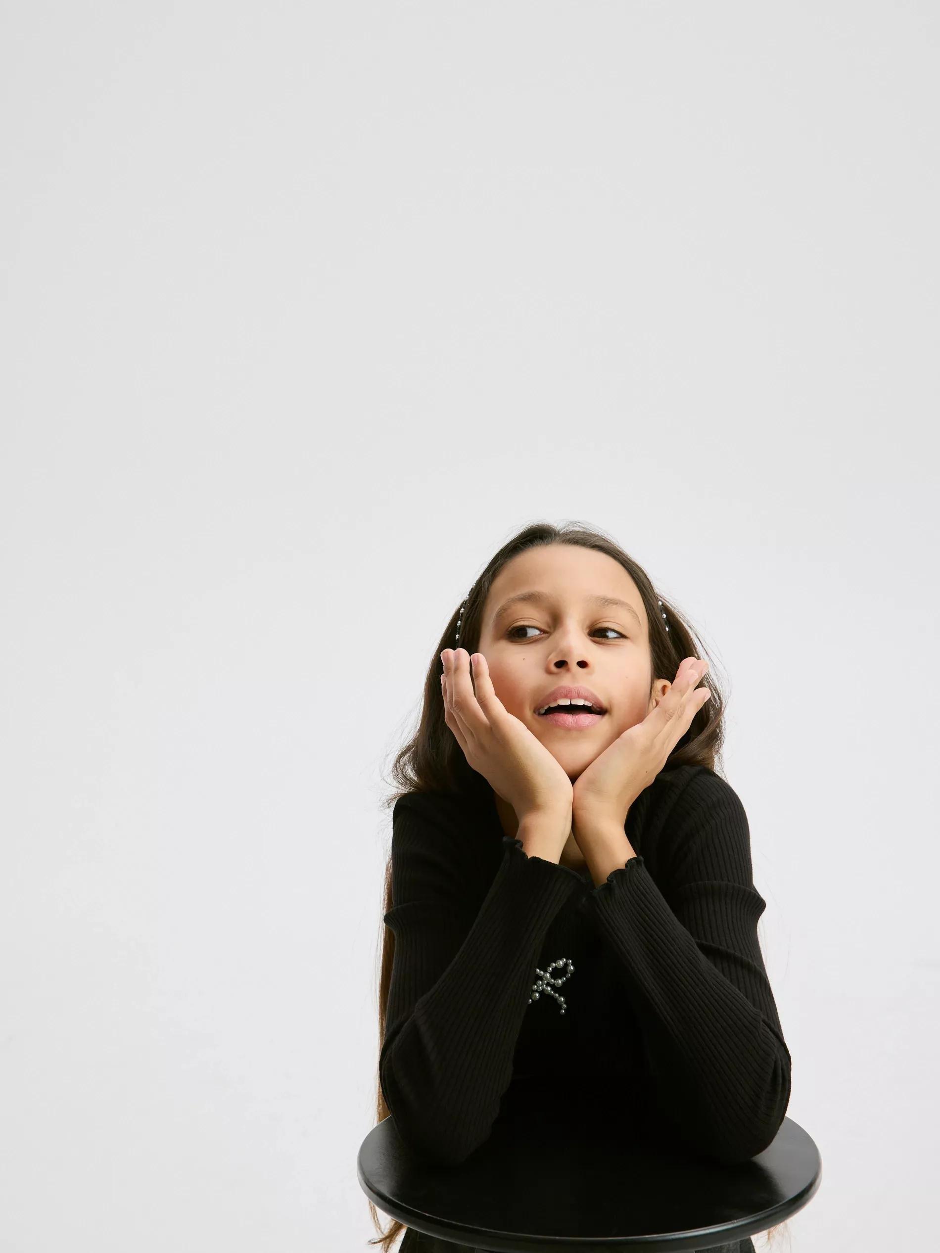 Black Ribbed Top With Applique, Black, medium