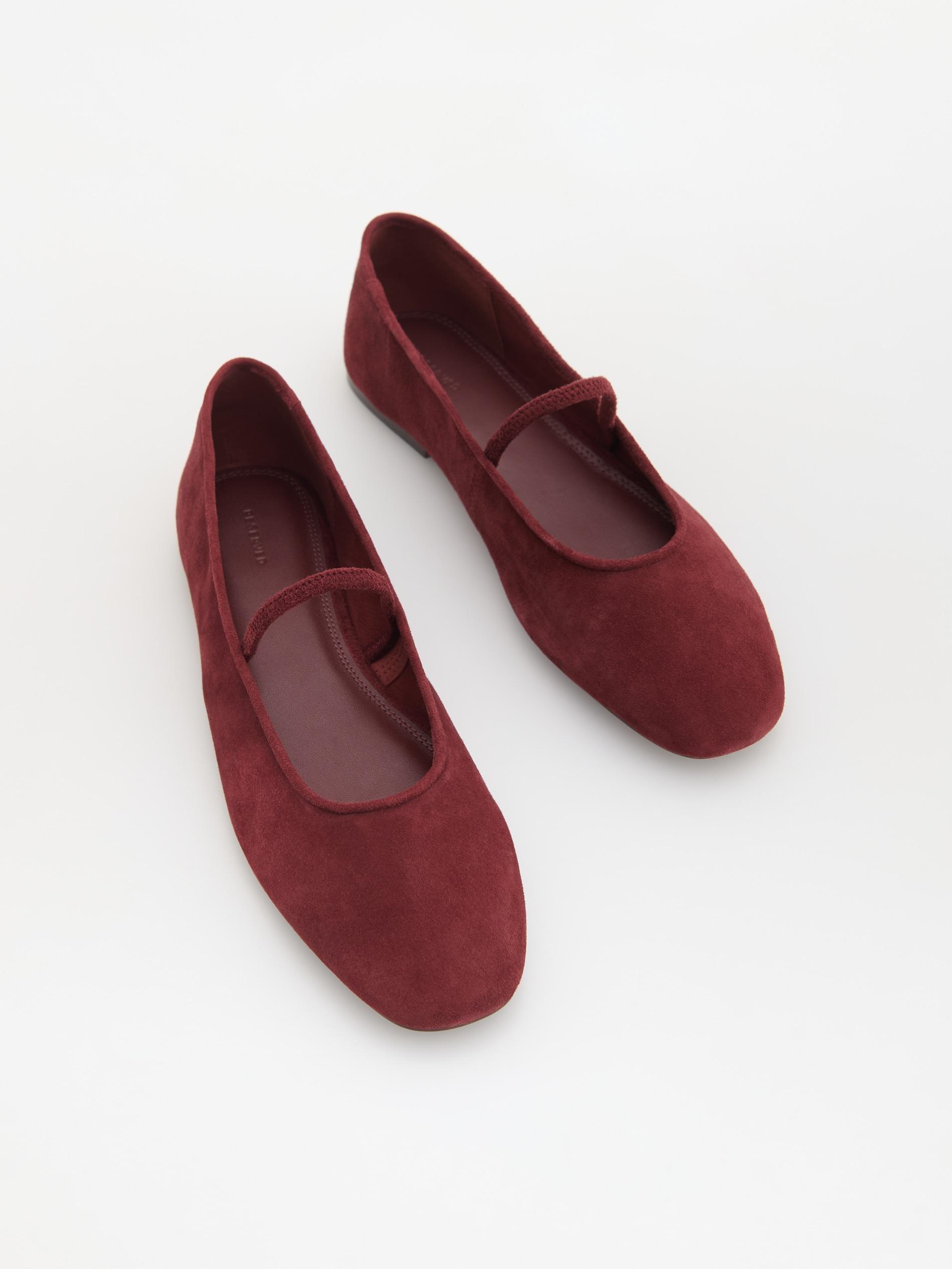 Red Suede Ballerinas With Strap, Burgundy, medium
