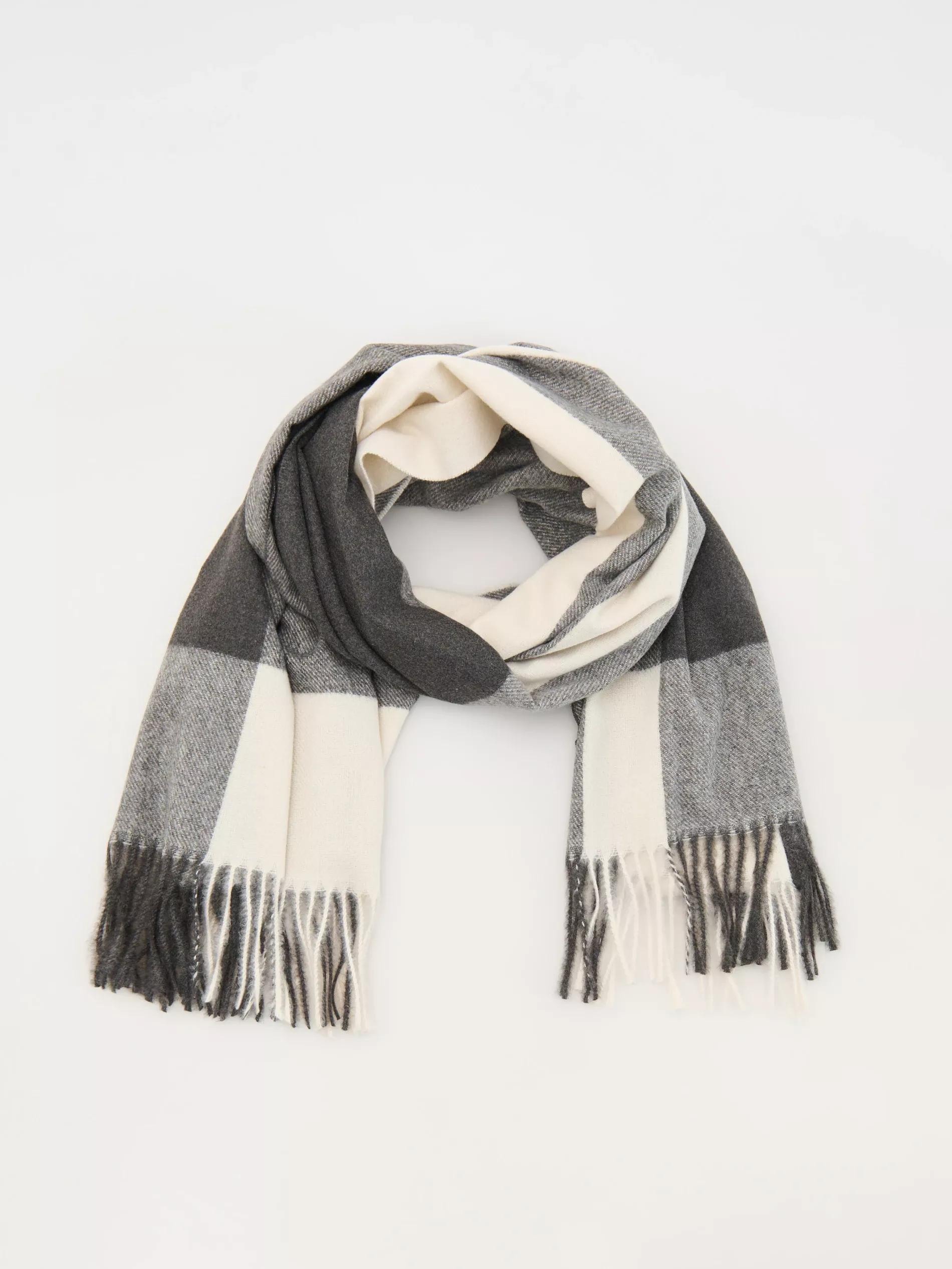 Grey Scarf, Grey, large image number 0
