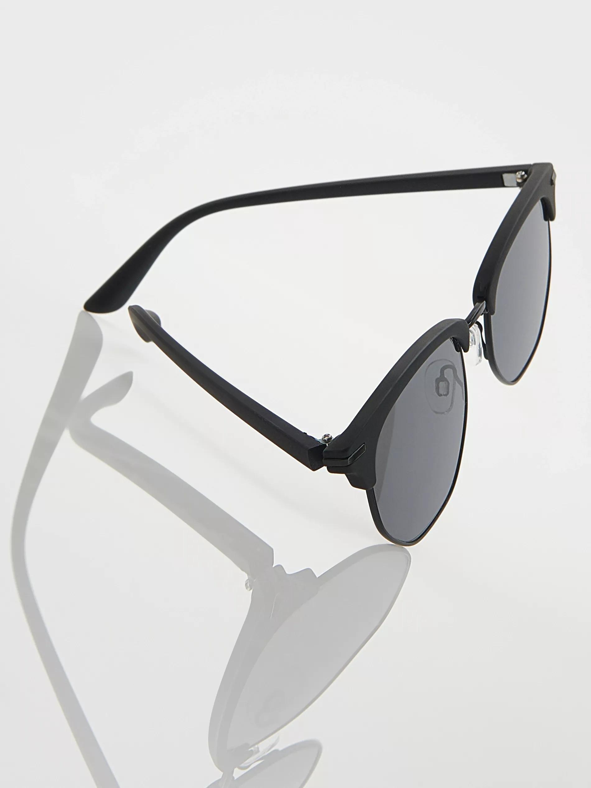 Black Sunglasses, Black, large image number 4