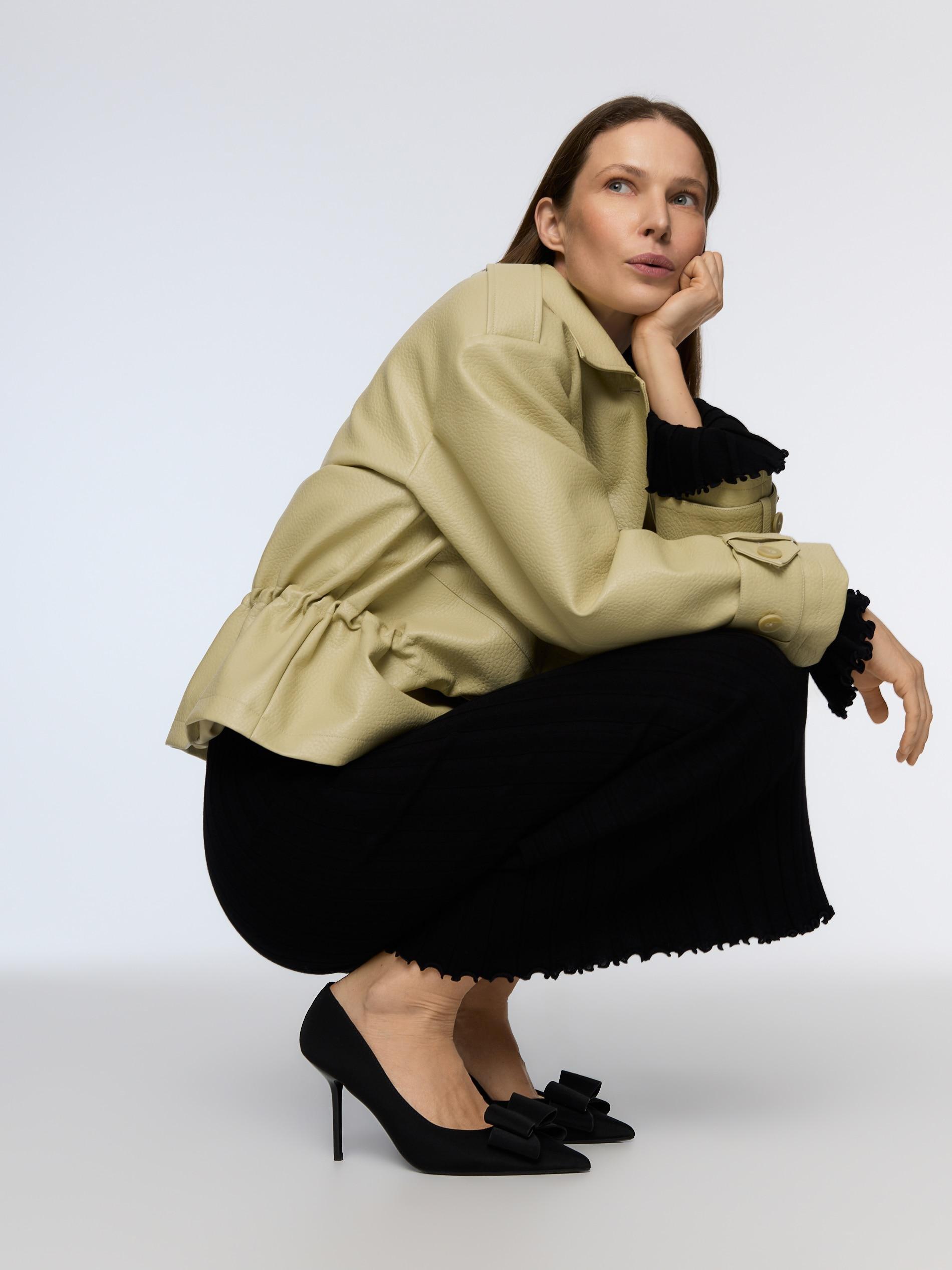 Black Pumps With Bows, Black, medium