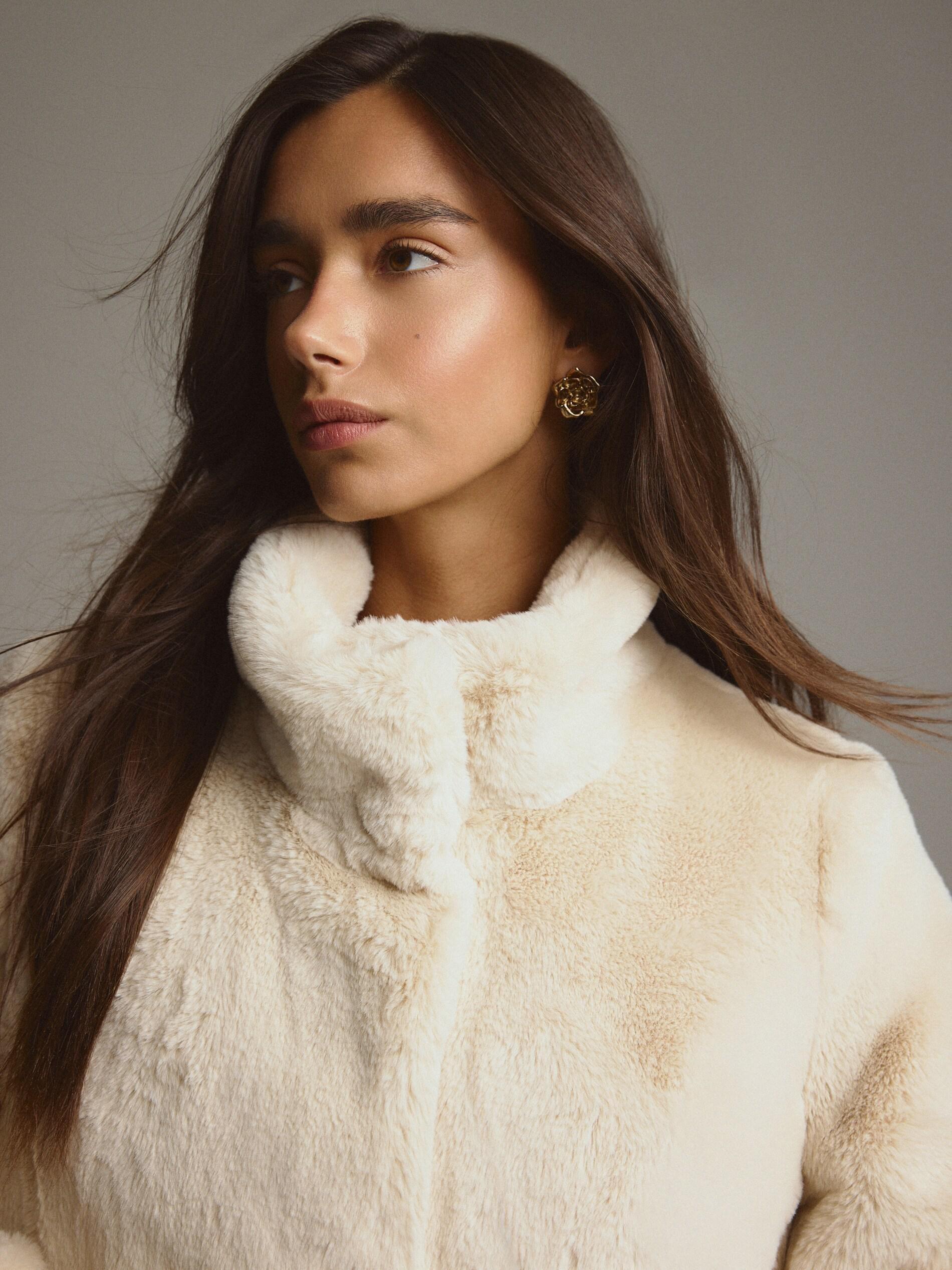 Gold Flower-Shaped Earrings, Golden, large image number 2