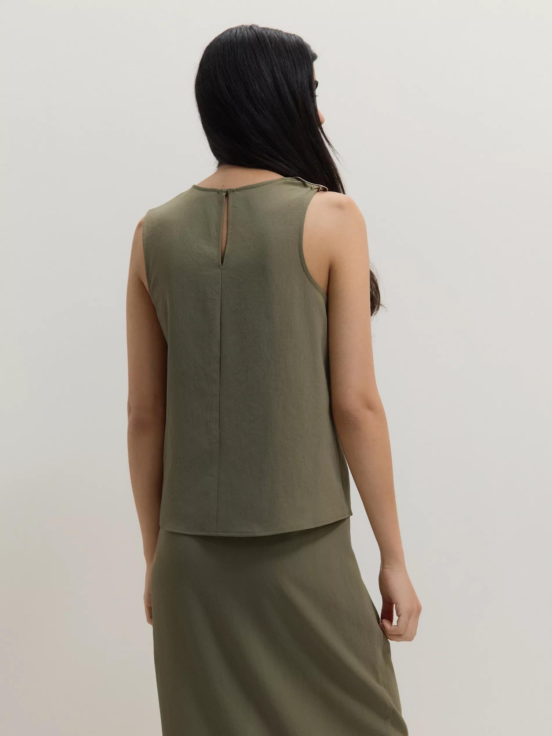 Green Top With Decorative Elements, , large image number 4