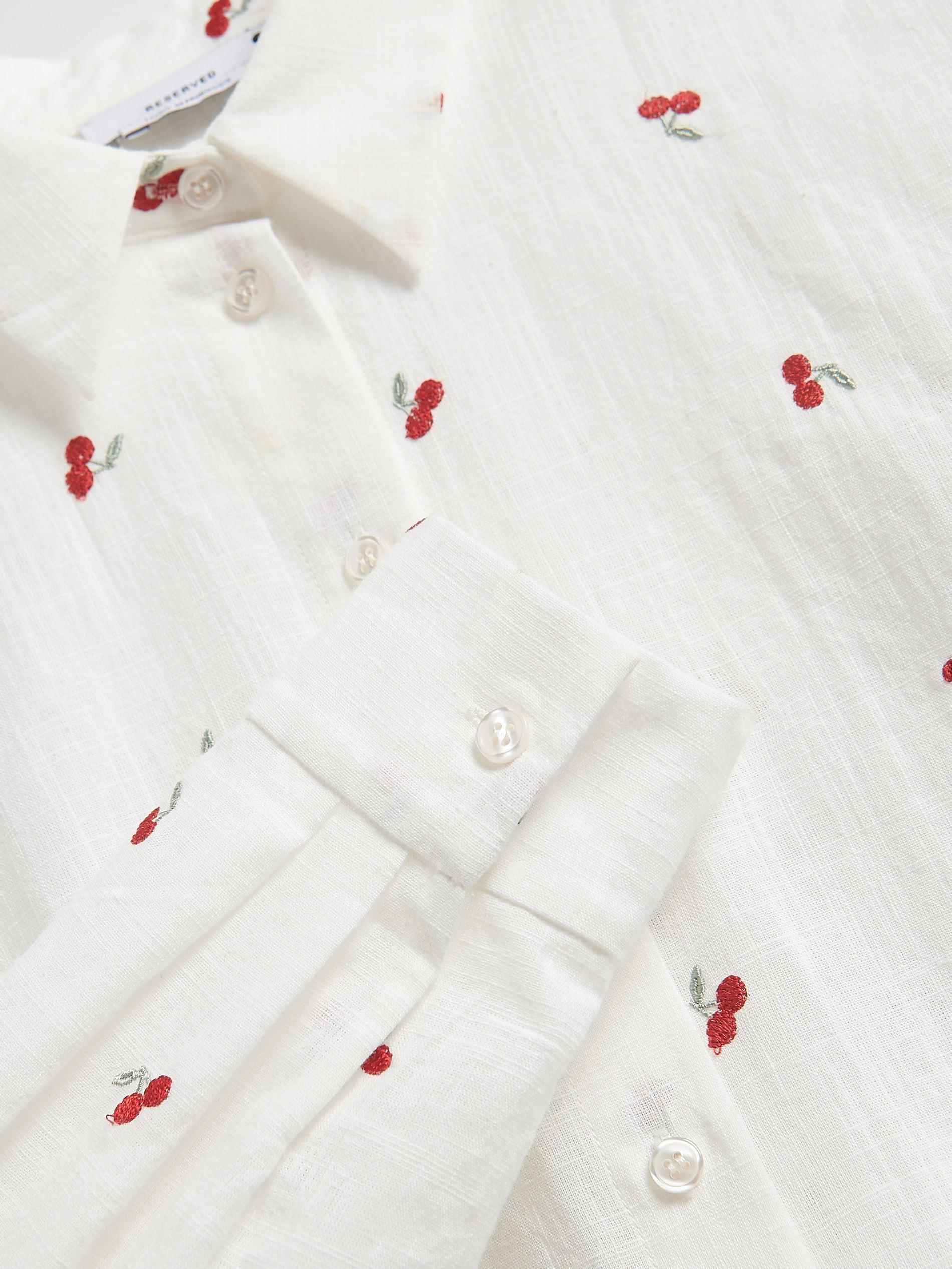 RED Shirt with embroidered embellishment, , large image number 5