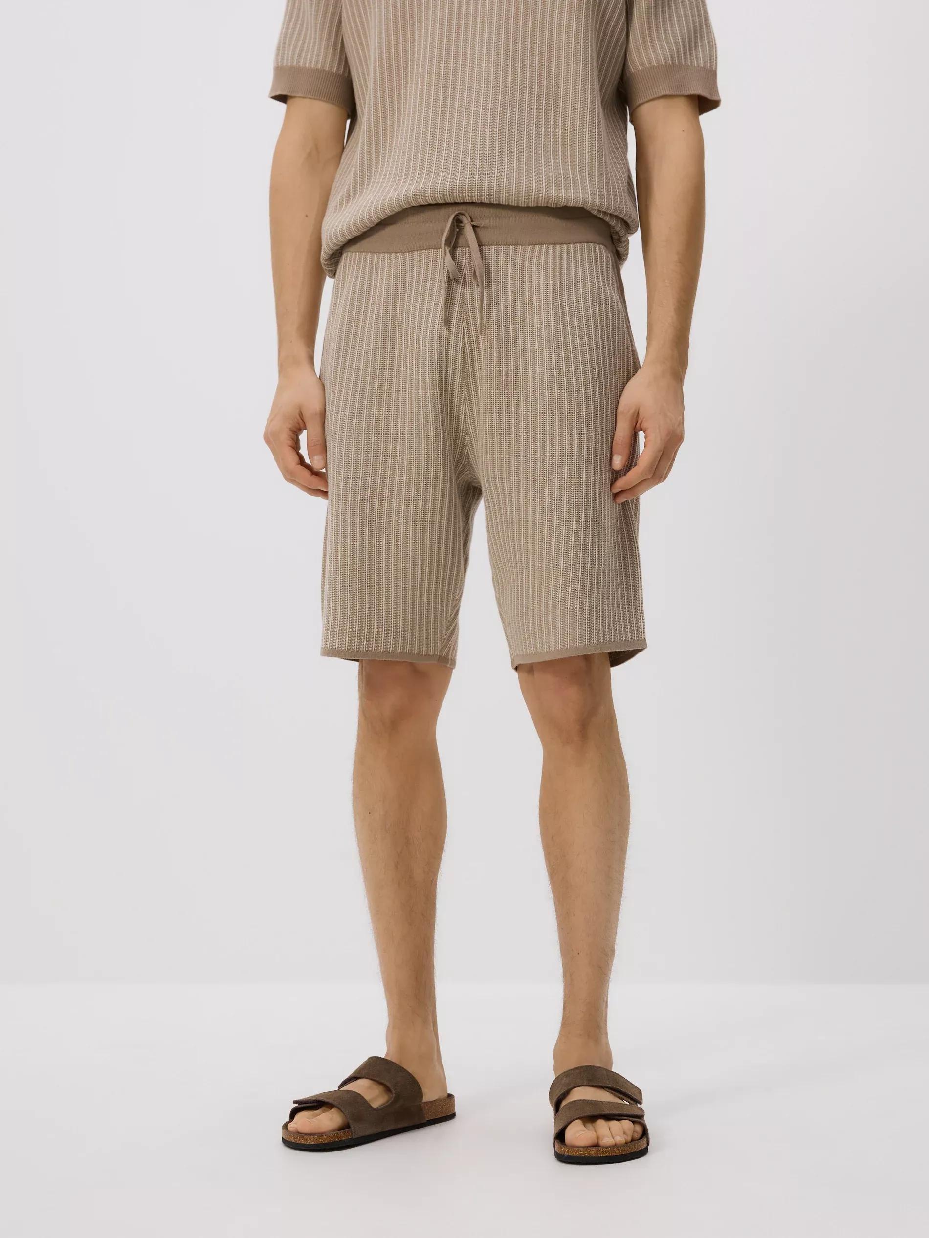Beige Structured Regular Fit Shorts, , large image number 0