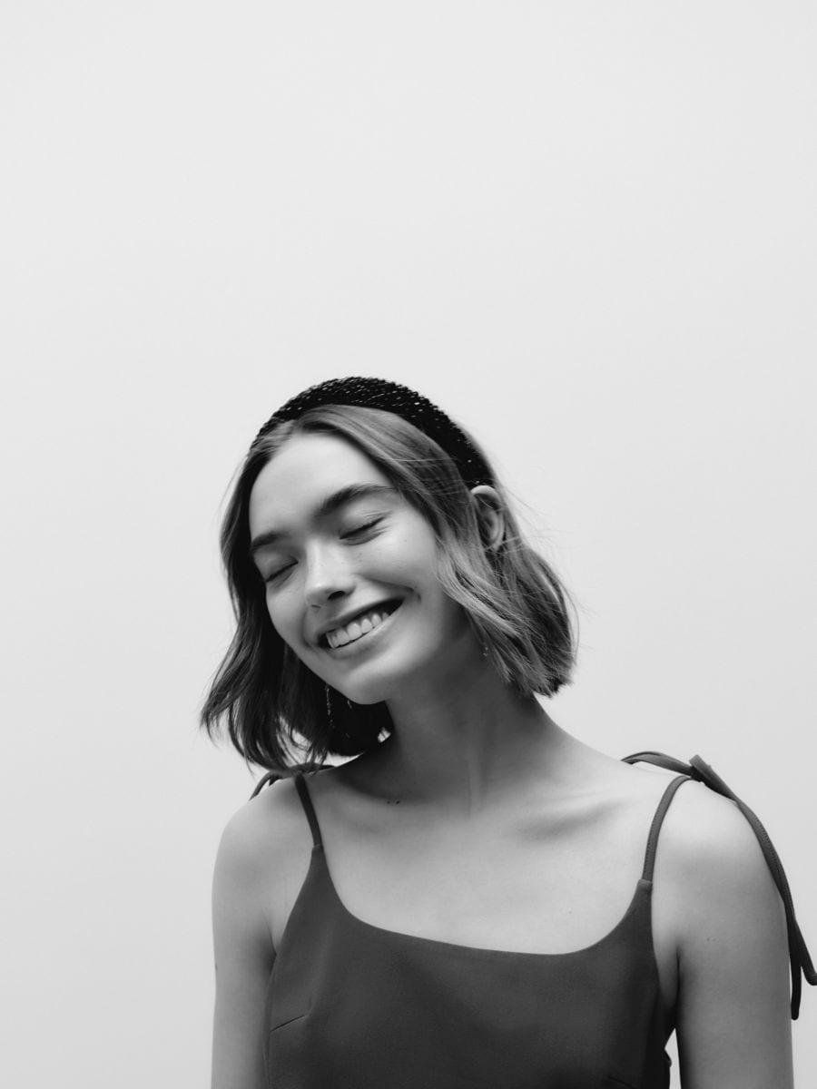 Black Hairband, Black, large image number 2