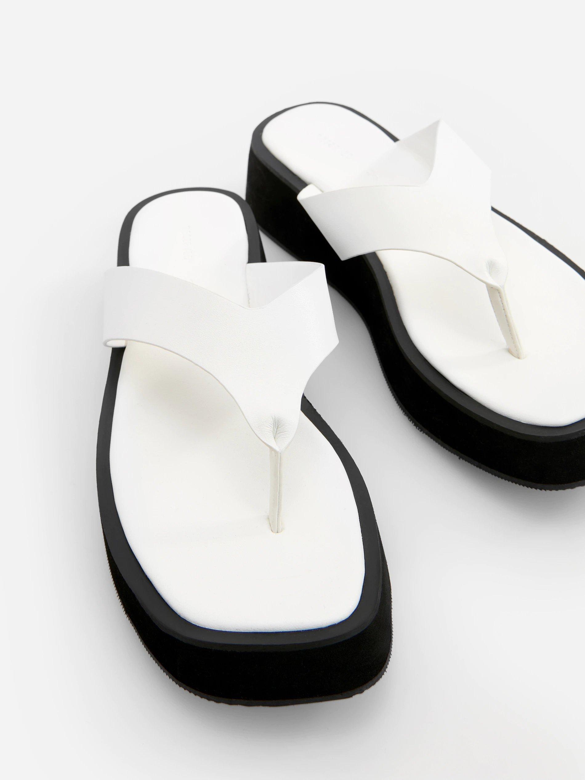 White Flip-Flops, Women, , large image number 1