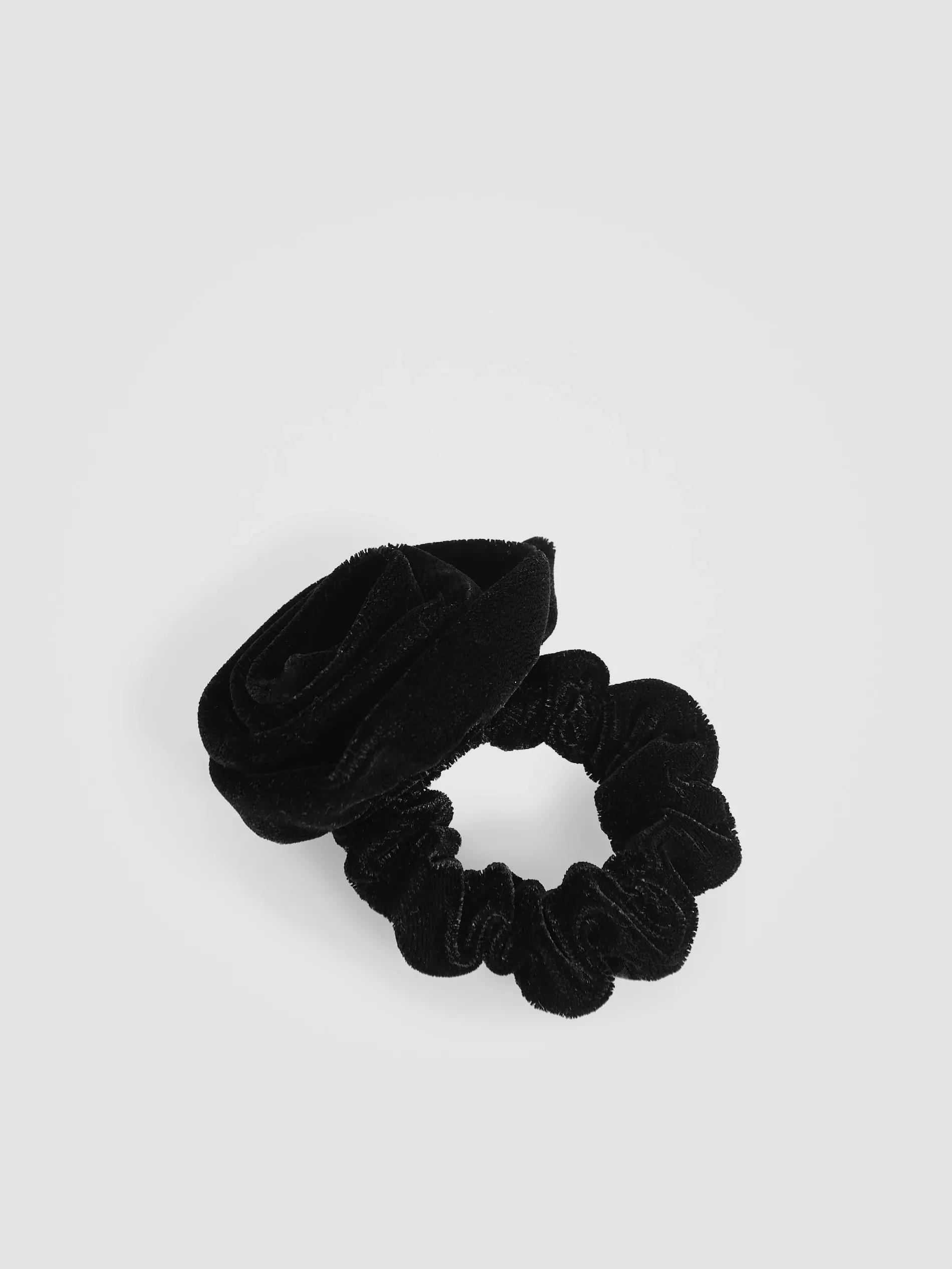 Black Scrunchie, Black, large image number 3