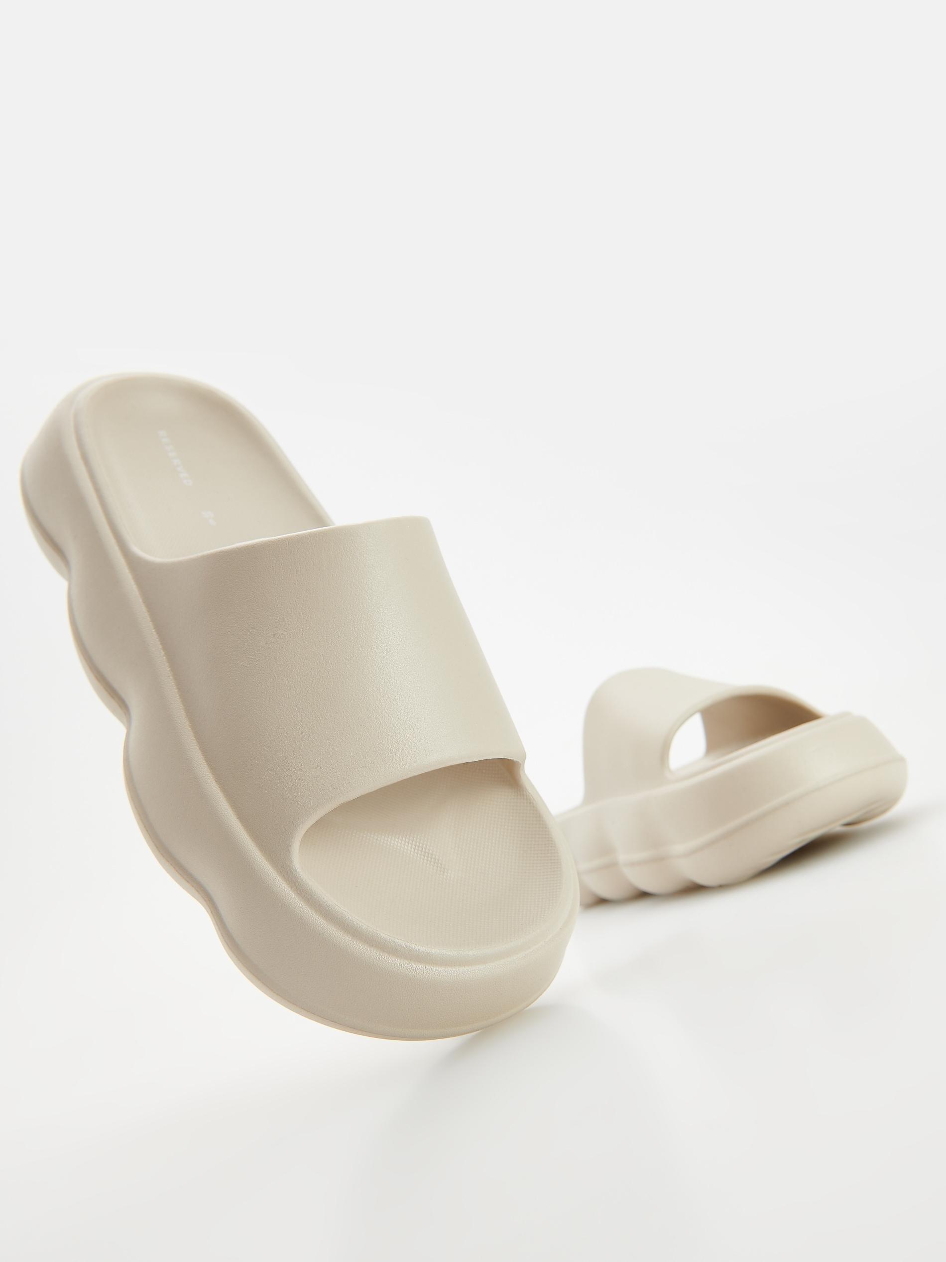Beige Flip On Slippers, , large image number 4