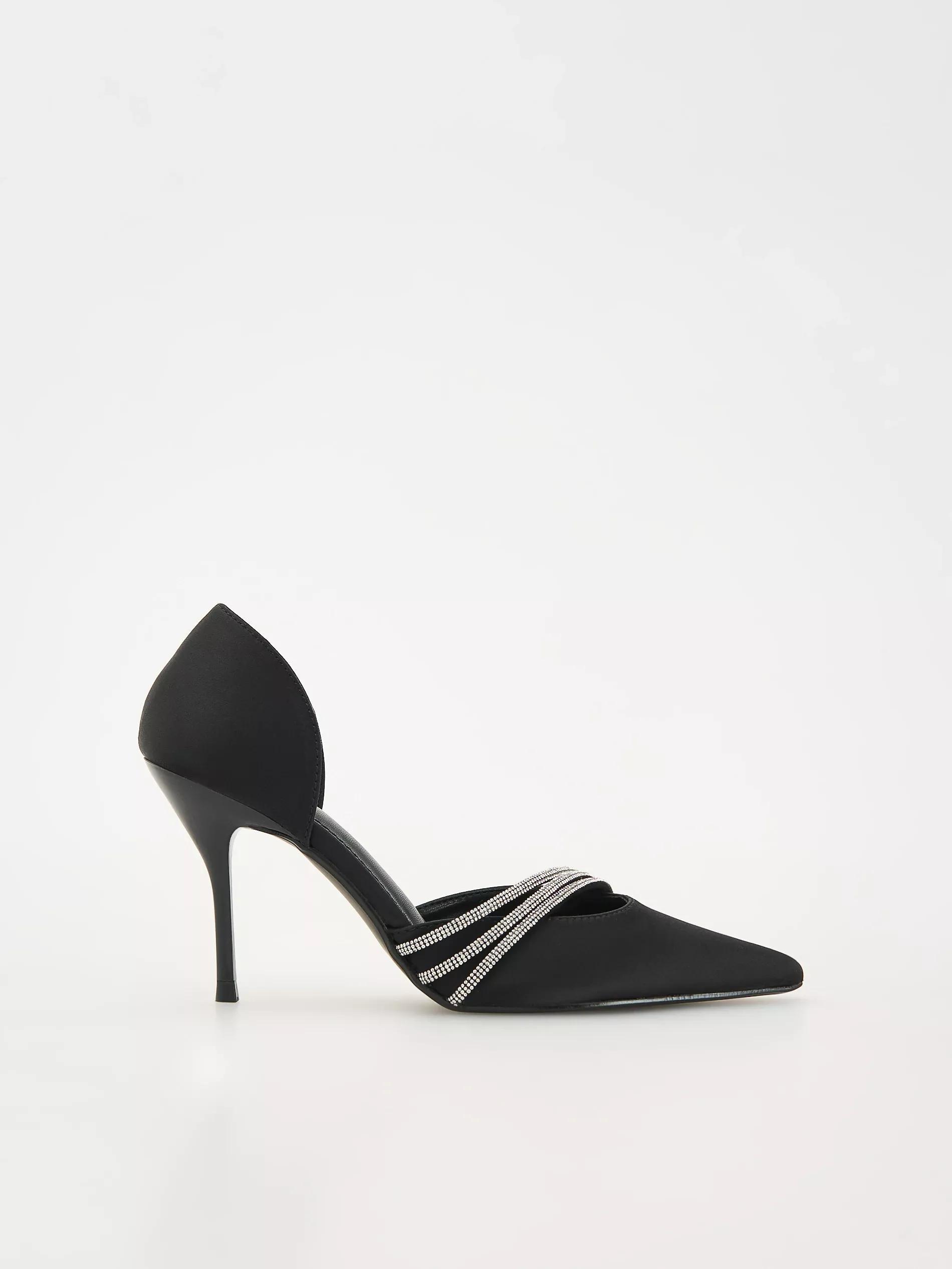 Black Pumps With Decorative Straps, , large image number 2