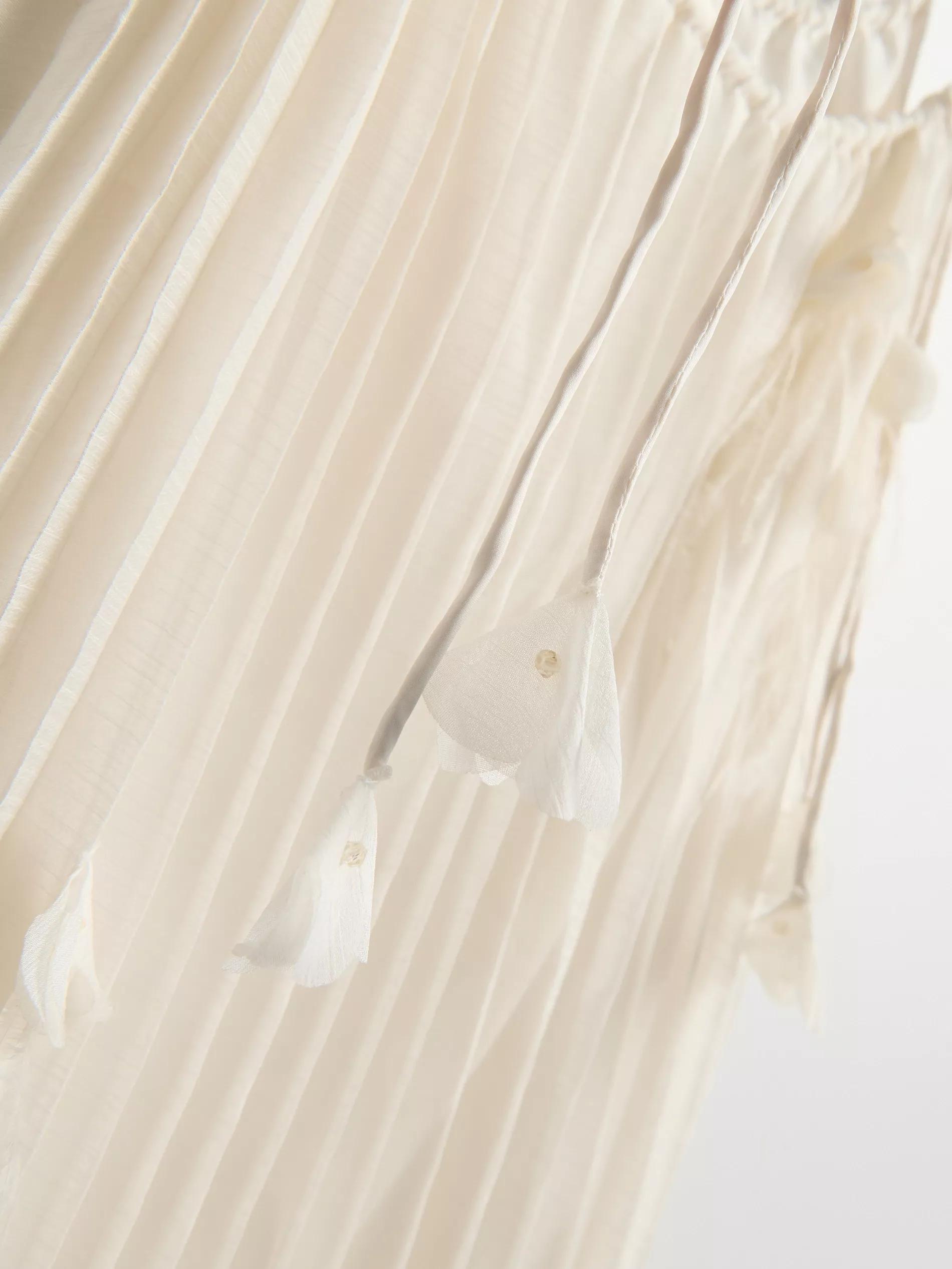 Cream Dress With Floral Appliqué, , large image number 4