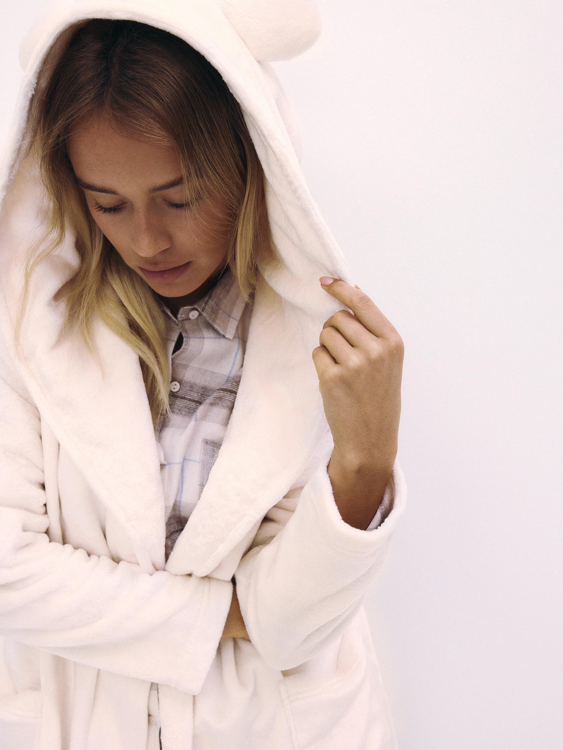 Cream Hooded Bathrobe, , large image number 3