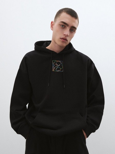 Reserved - Black Sweatshirt With A Print On The Back