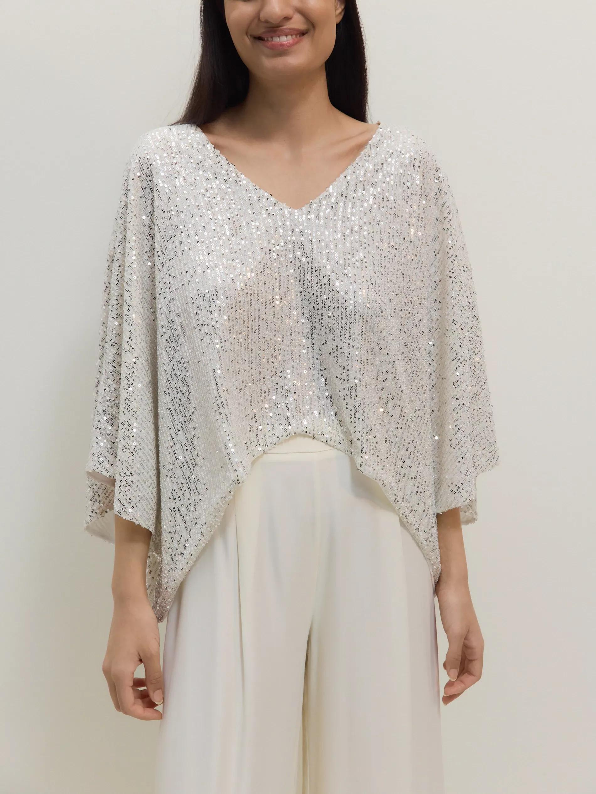 Silver Poncho, White, medium