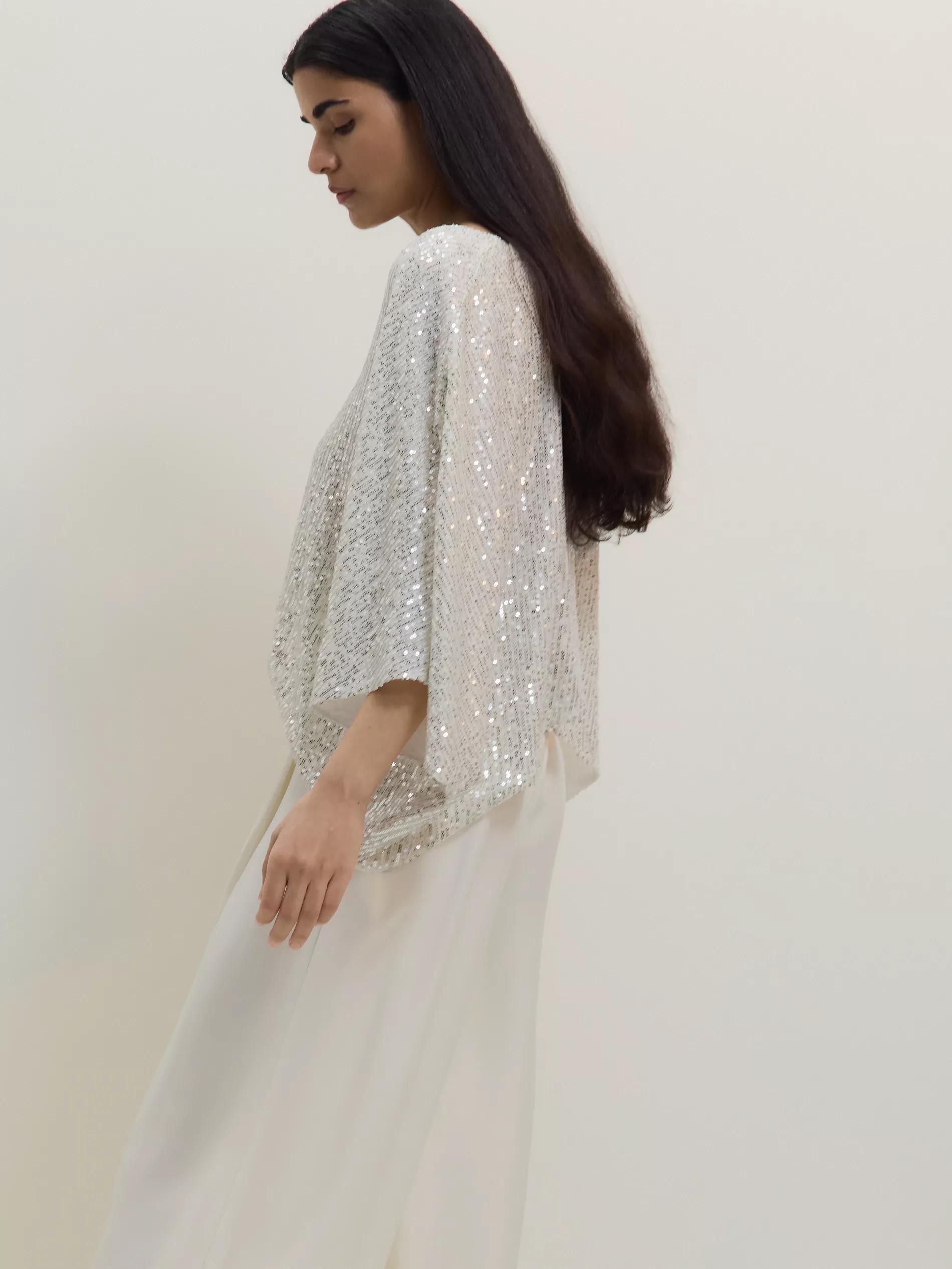 Silver Poncho, White, medium