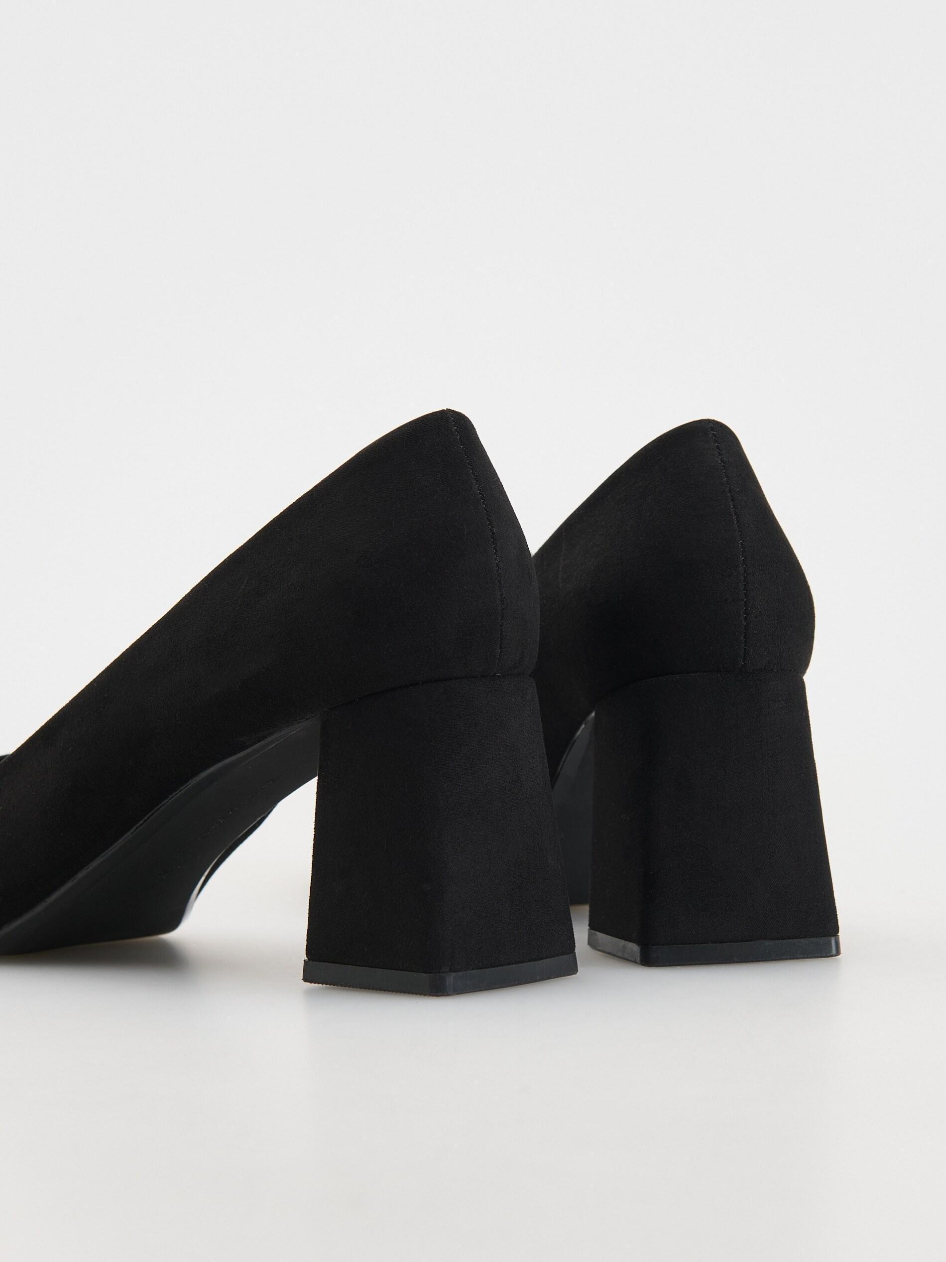 Black High-Heeled Pumps, , large image number 7