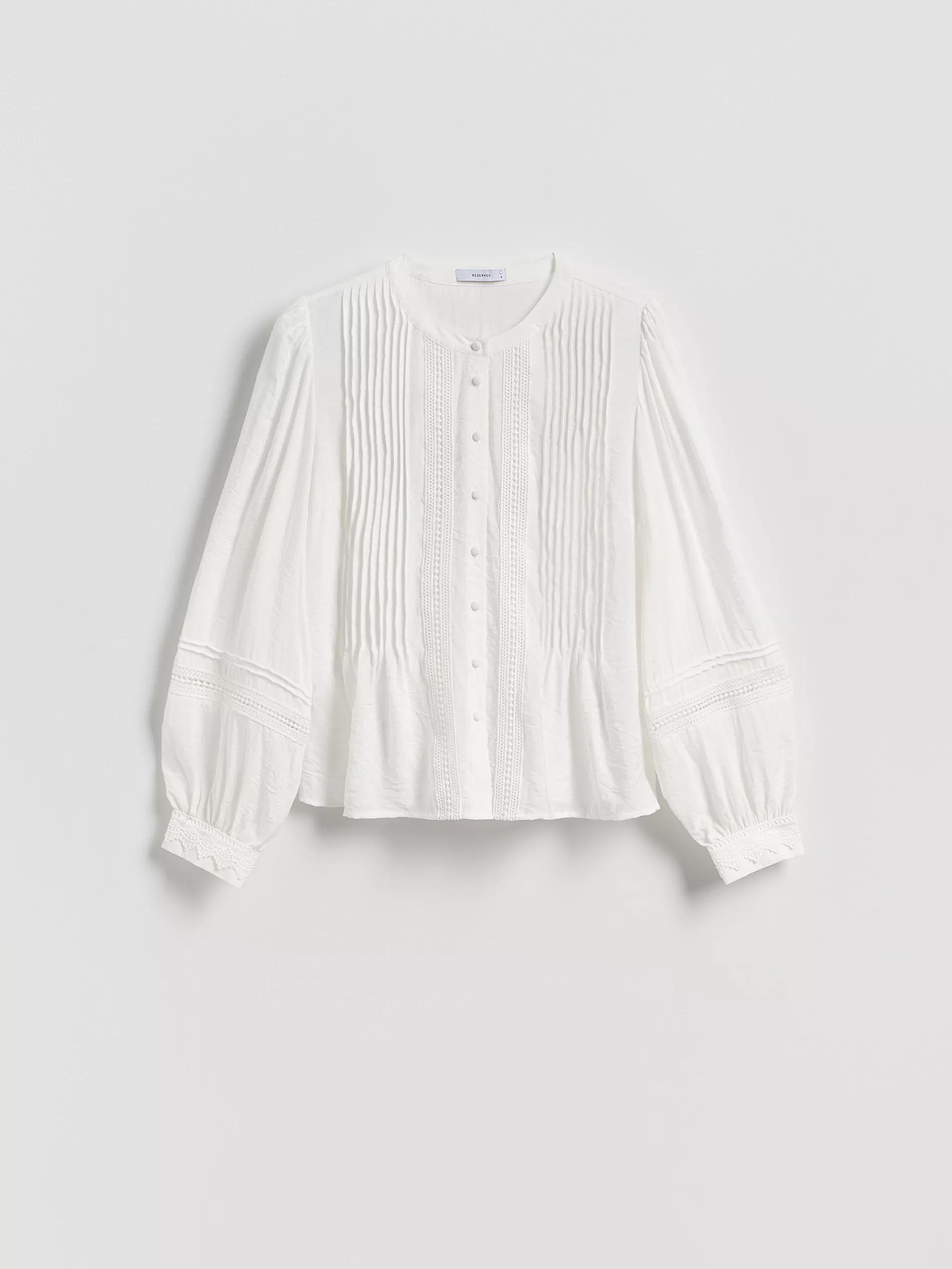 CREAM Viscose rich blouse with pleat detail, , large image number 4