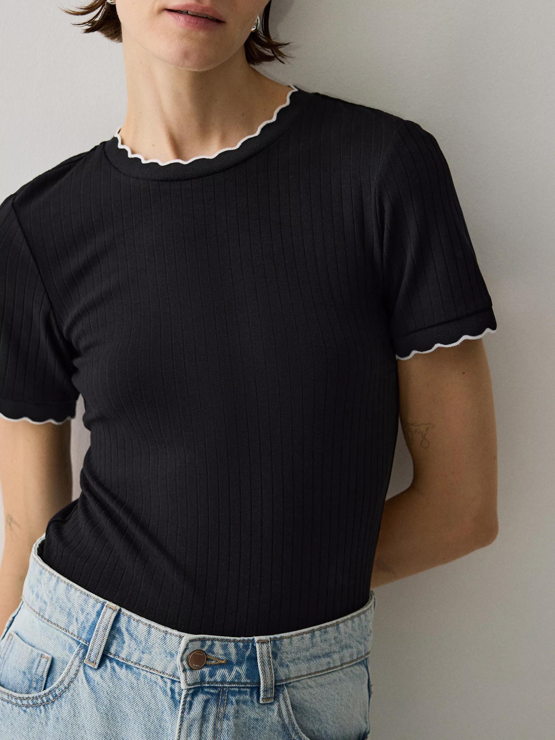 Black Jersey T-Shirt, , large image number 1