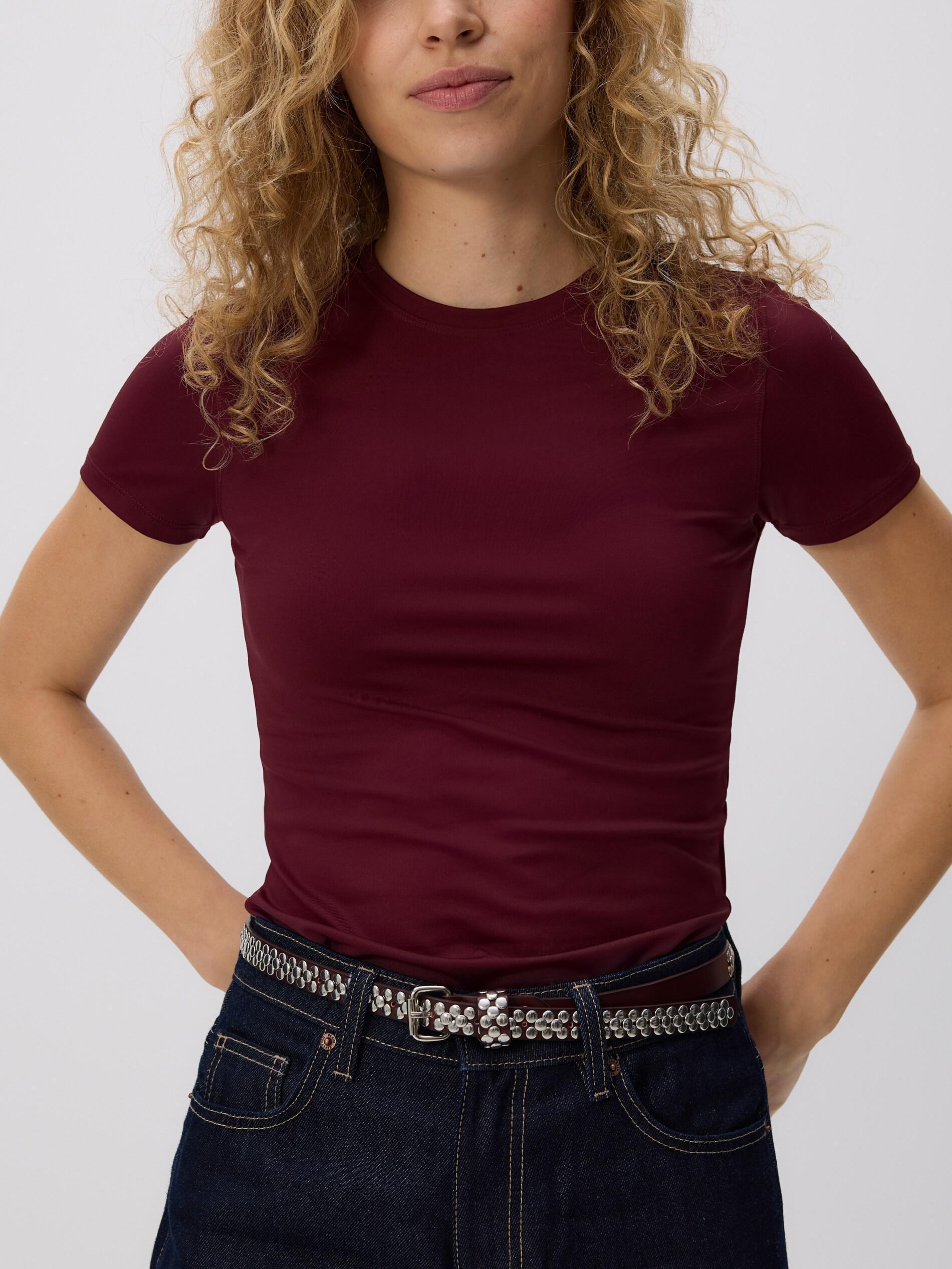 Maroon Plain Regular Fit T-Shirt, Burgundy, large image number 0