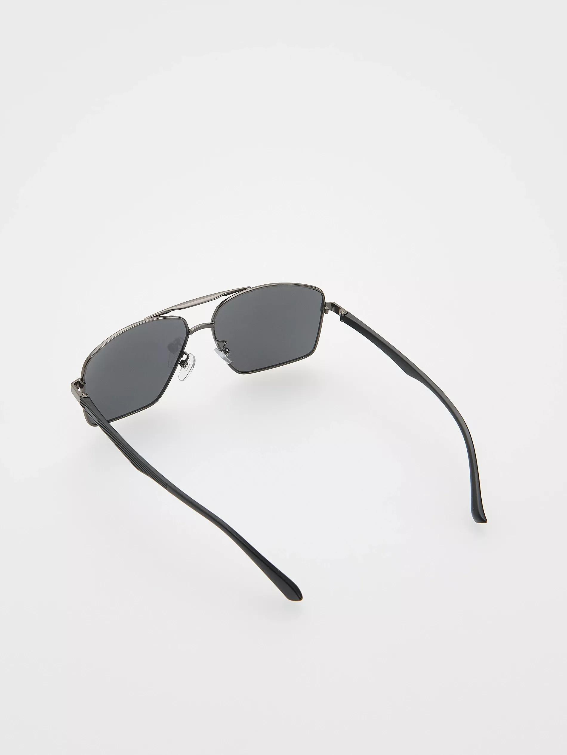 Black Aviator Sunglasses, Black, large image number 1