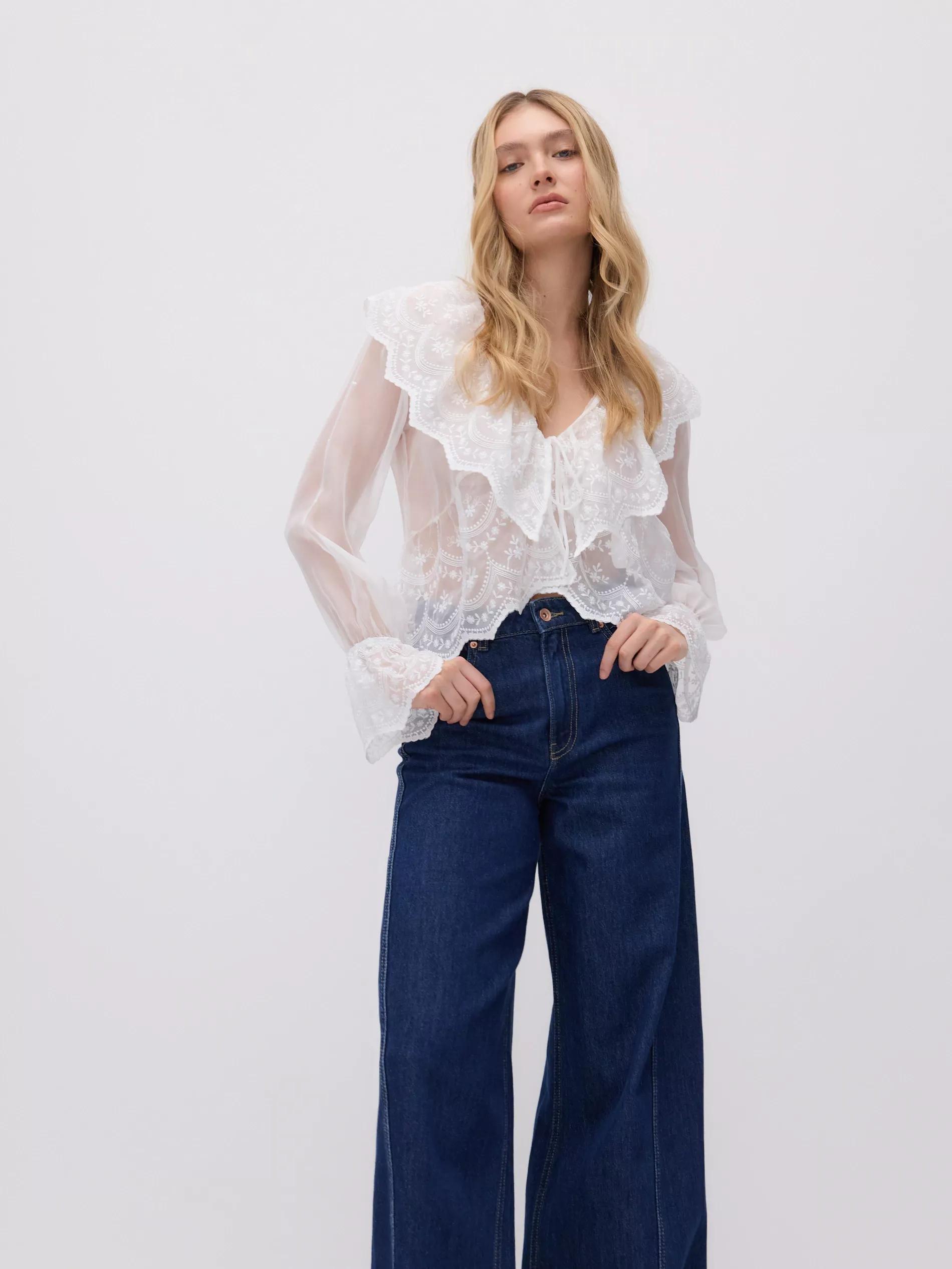 White Ruffle Hem Blouse, , large image number 1