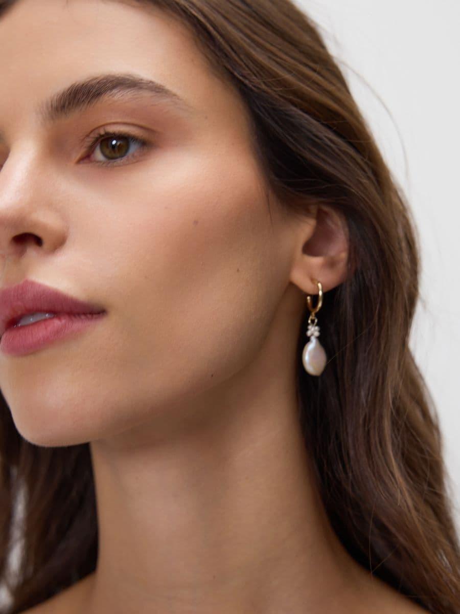 White Earrings, White, large image number 0