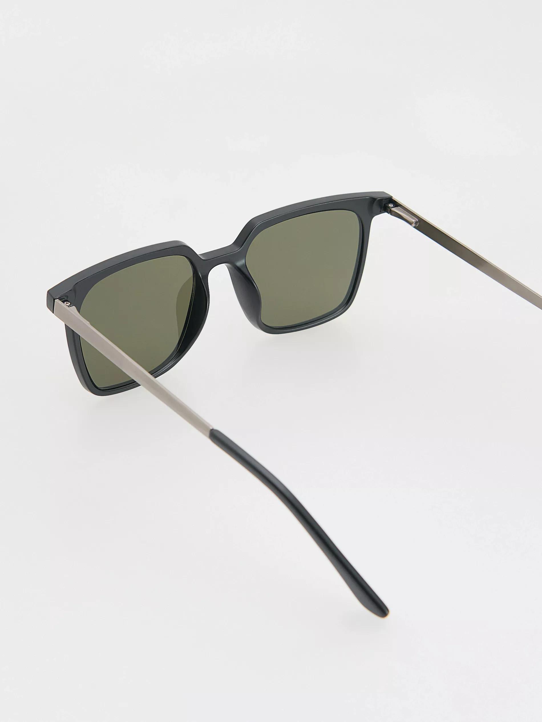 Black Wayfarer Sunglasses, Black, large image number 1