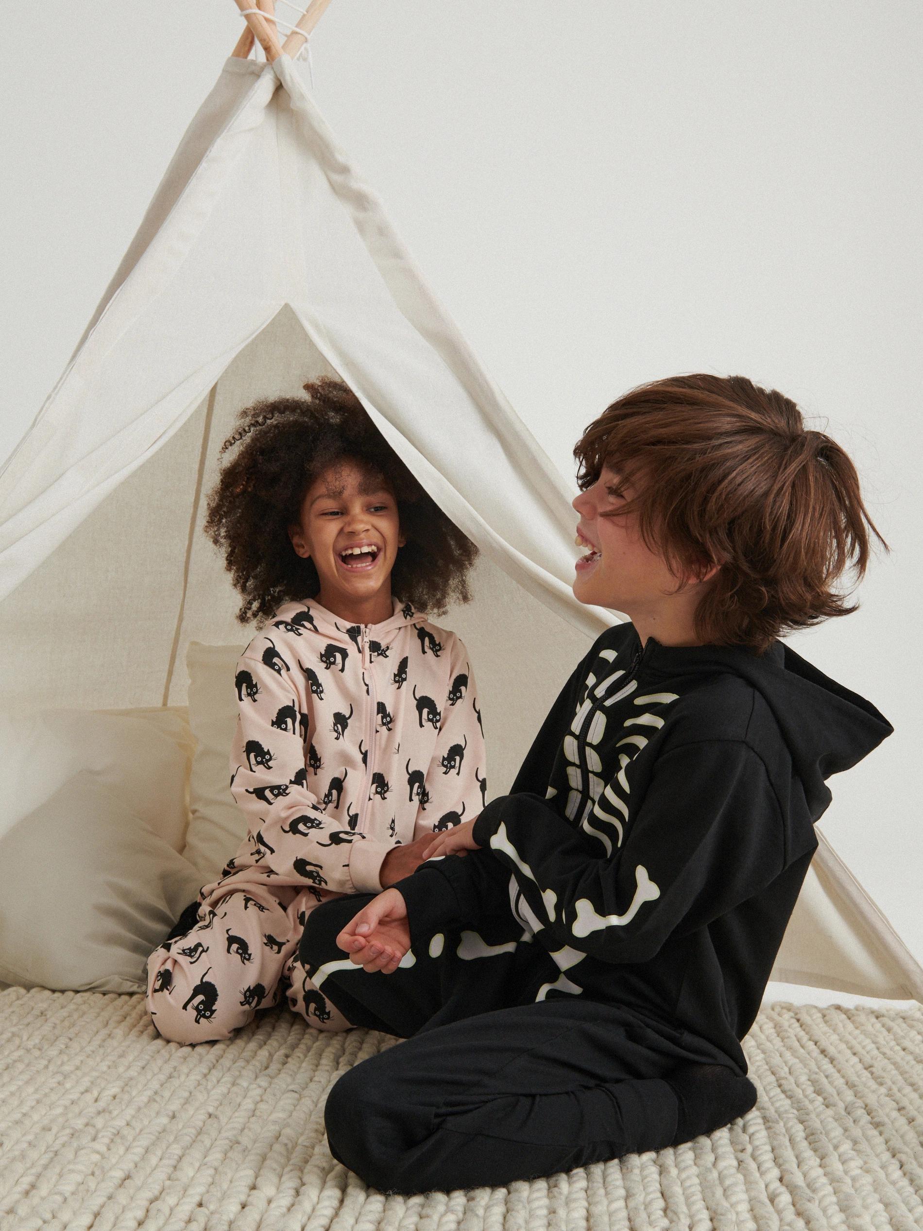 Black Skeleton One-Piece Pajamas, Kids Boy, , large image number 0