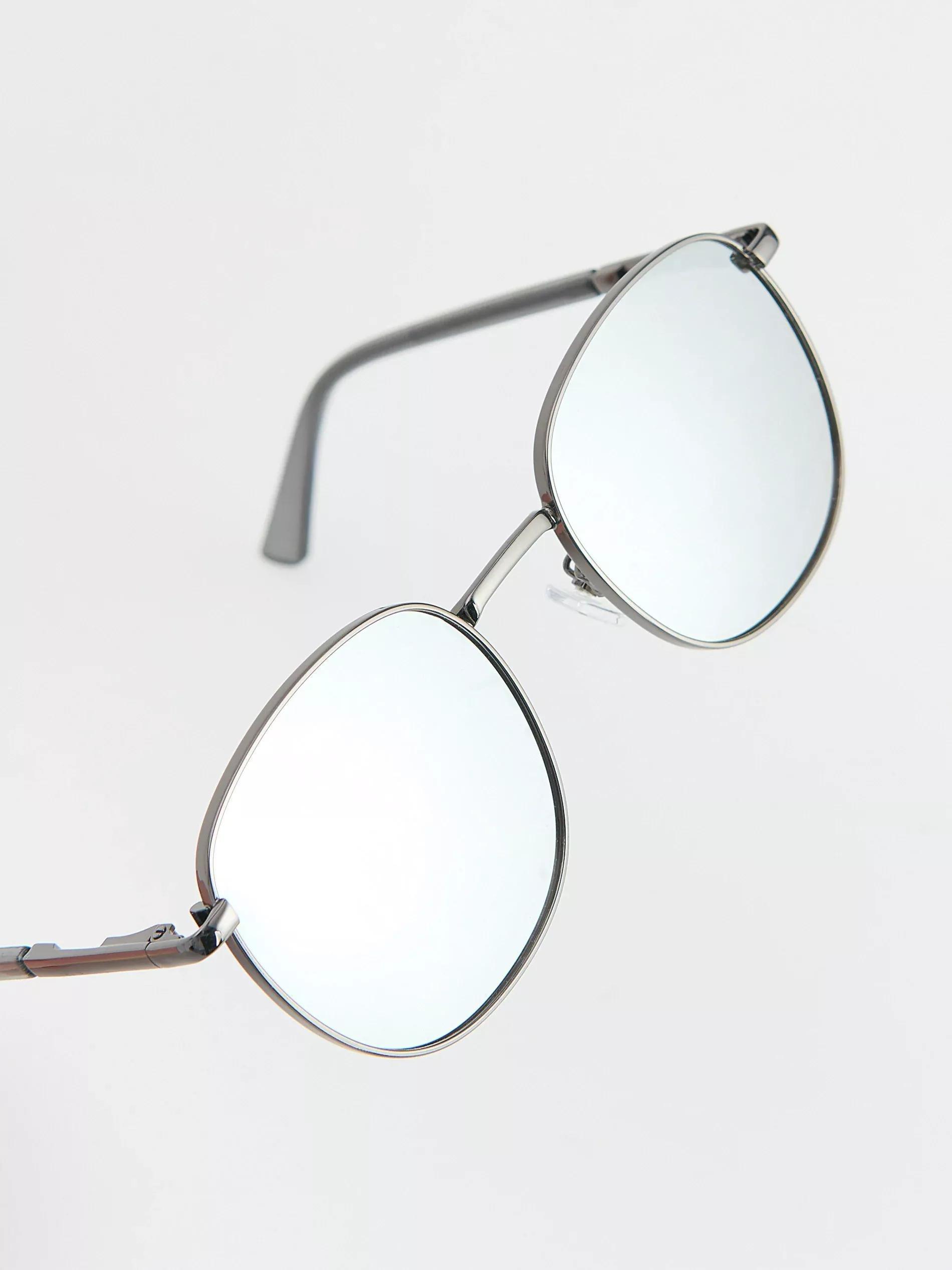 Black Sunglasses, Black, large image number 2