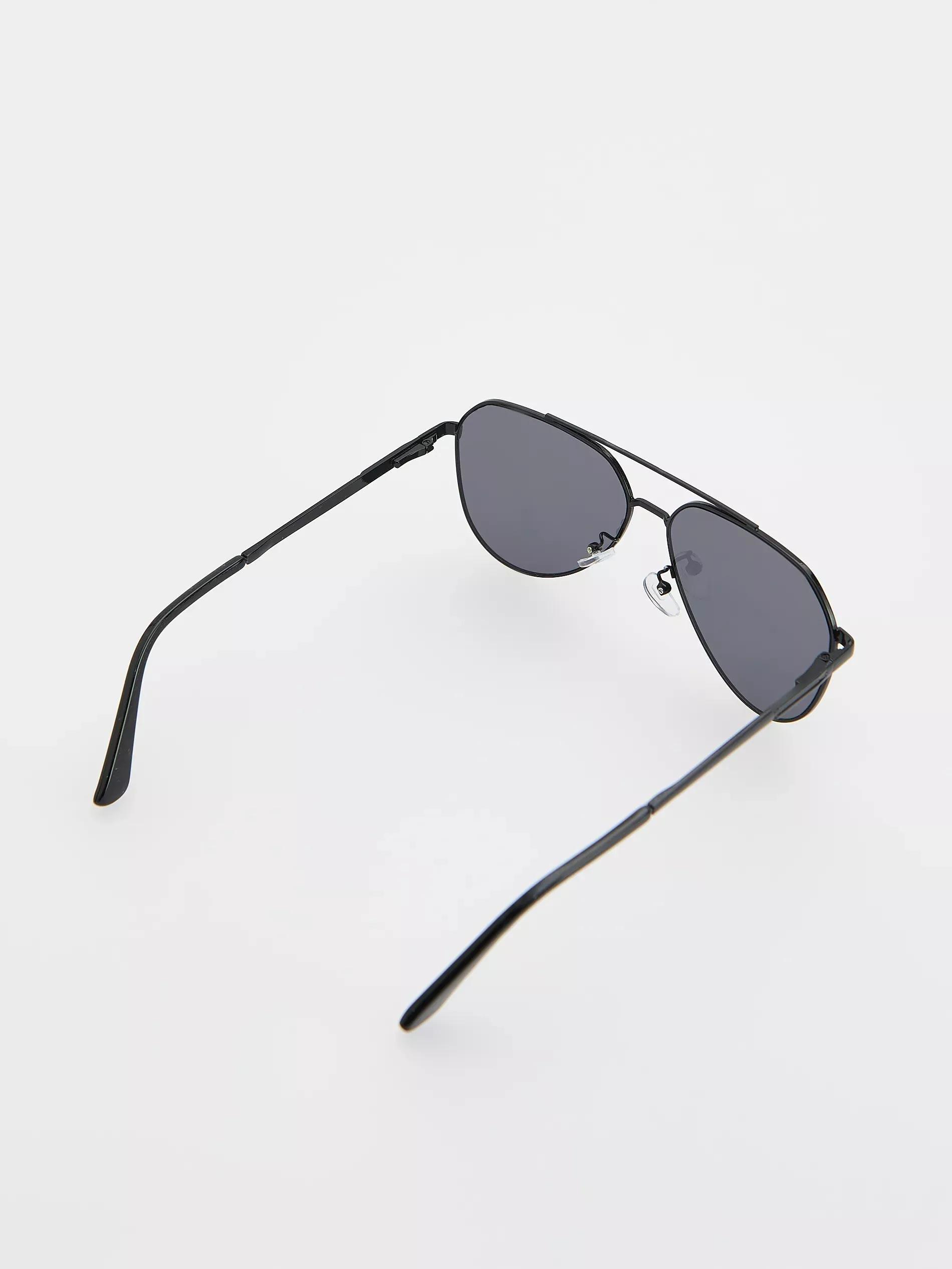Black Aviator Sunglasses, Black, large image number 1