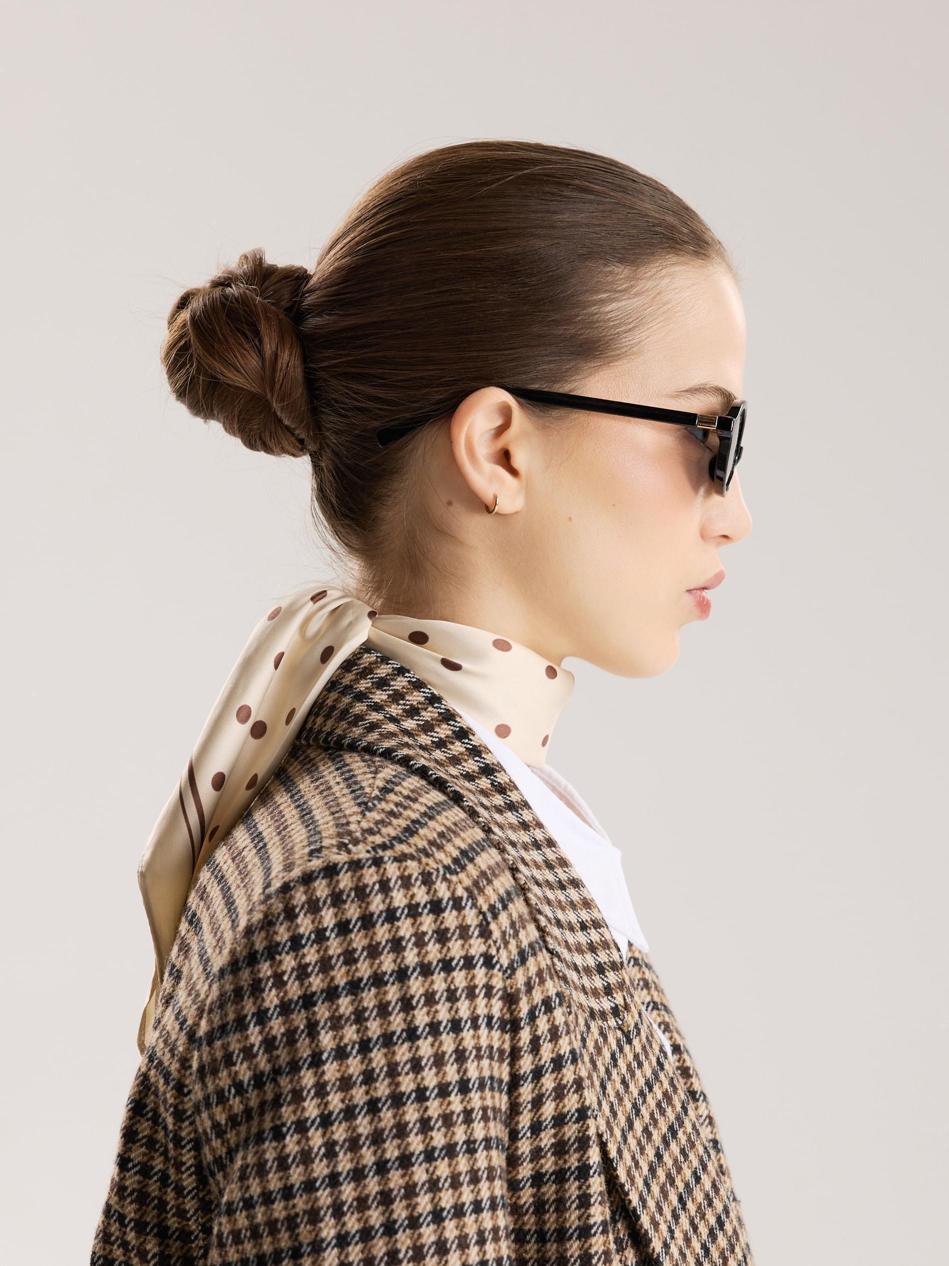 Beige Patterned Neckerchief, Ivory, medium