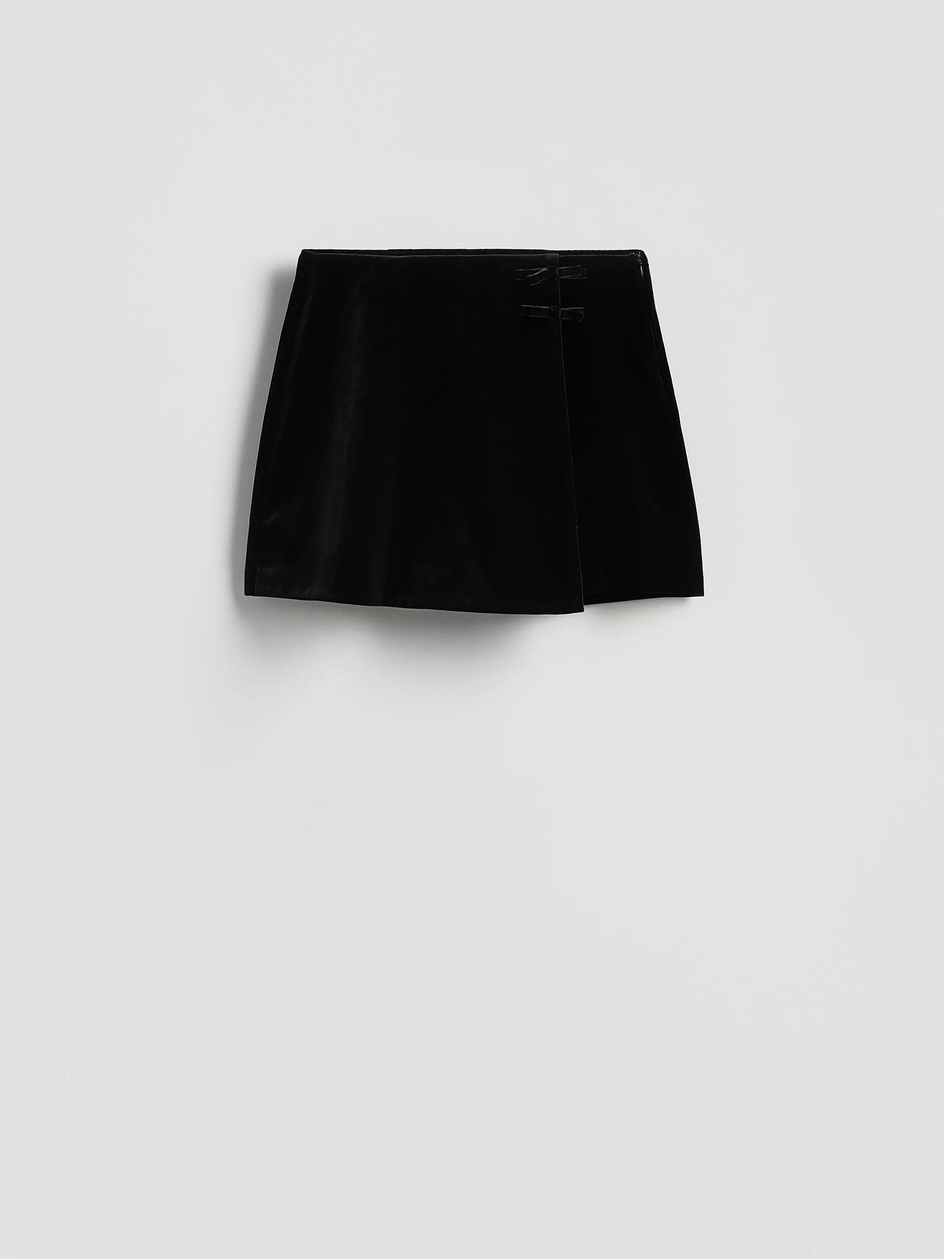 Black Skirt-Shorts With Bows, Black, large image number 4