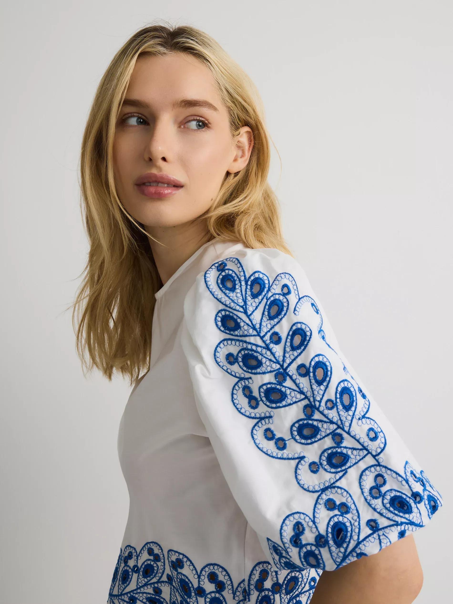 White Blouse With Embroidered Decoration, , large image number 3