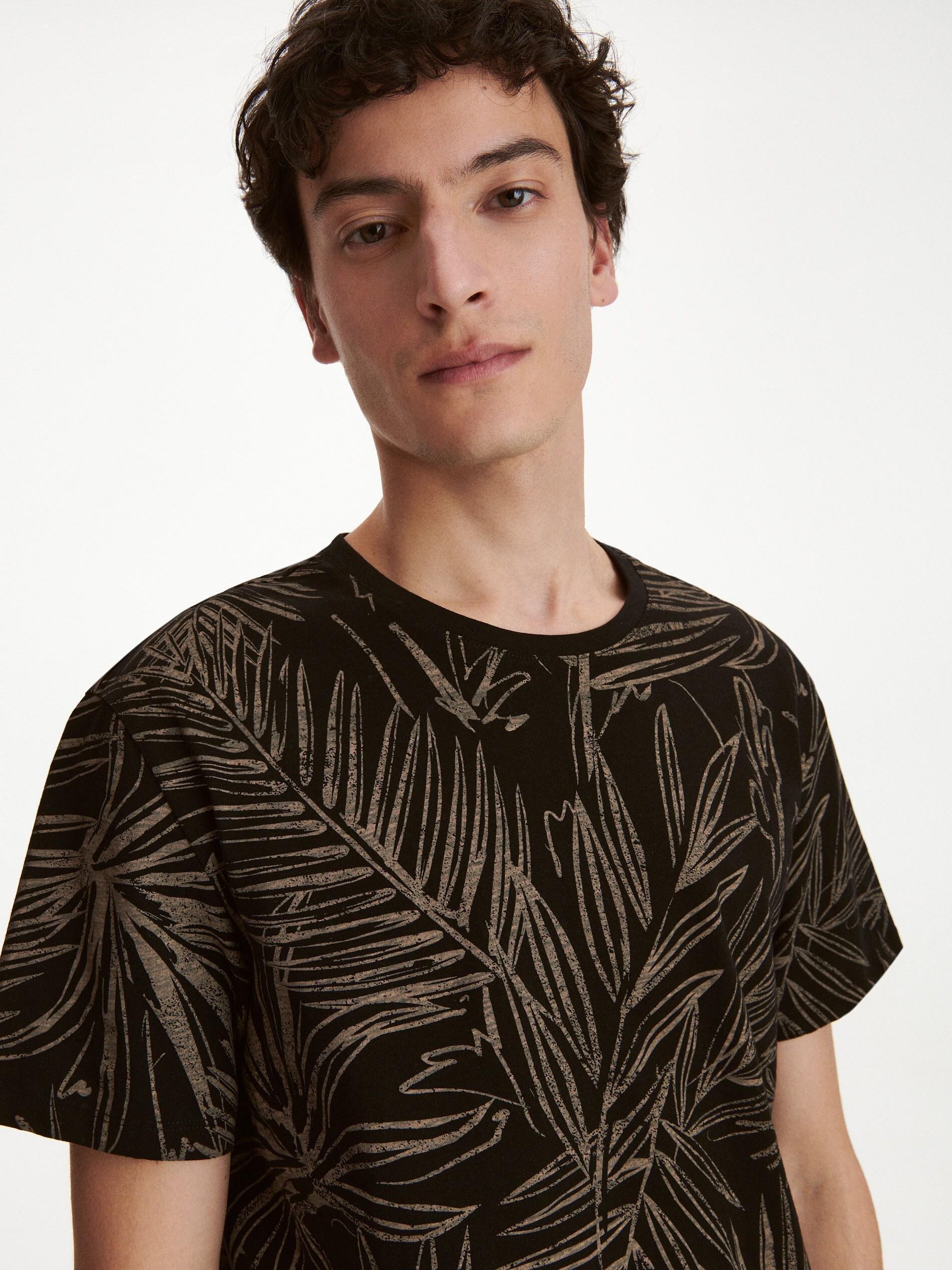 Black Regular Fit T-Shirt With Print, , large image number 0