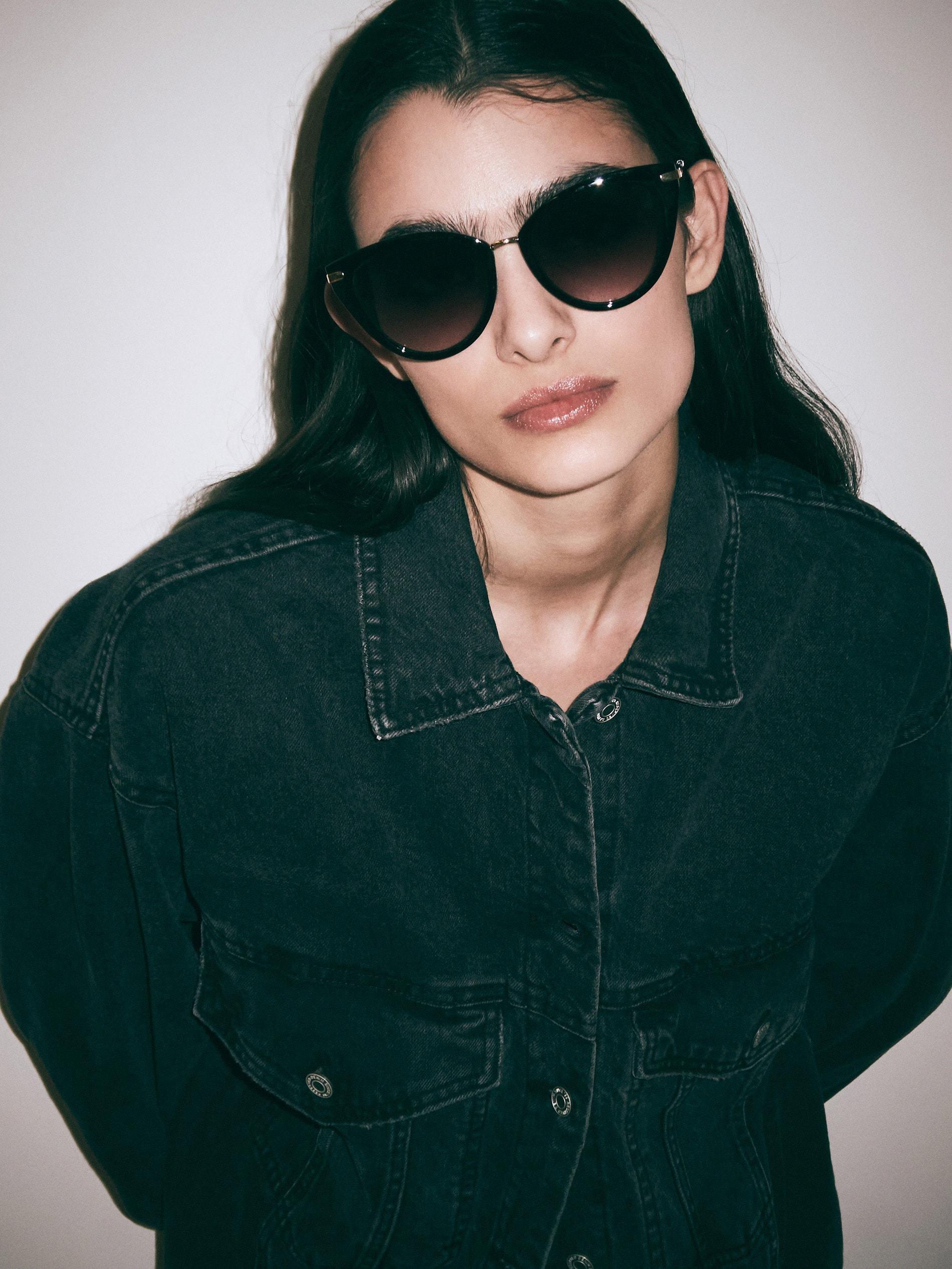 Black Designed Sunglasses, Black, large image number 4