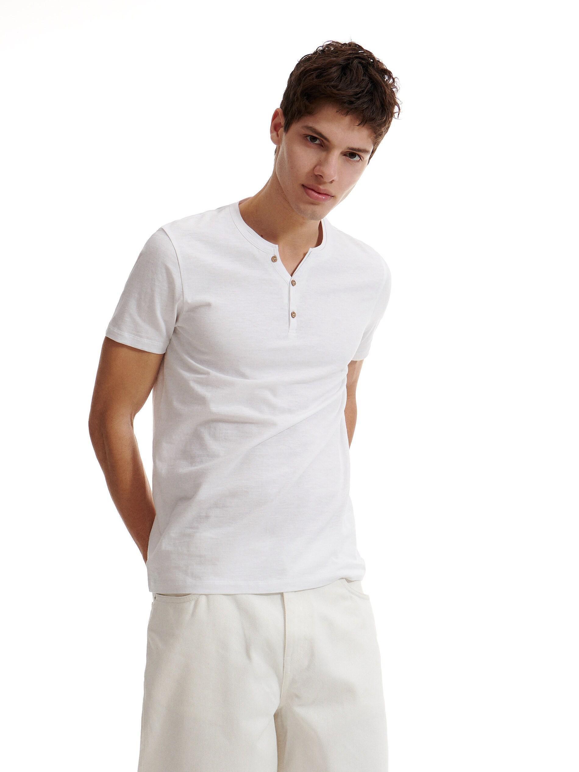 White Slim fit T-shirt with button-fastened neck, , large image number 1