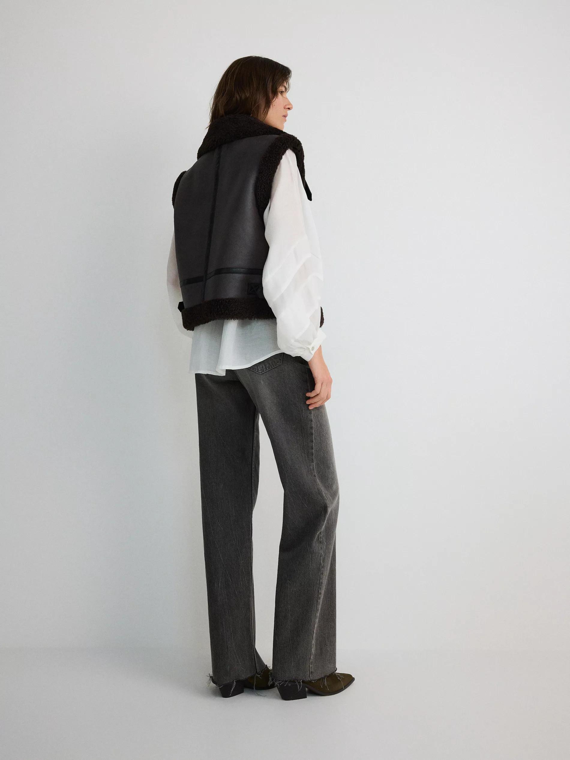 Brown Vest With Faux Lamb Fur Details, , large image number 3