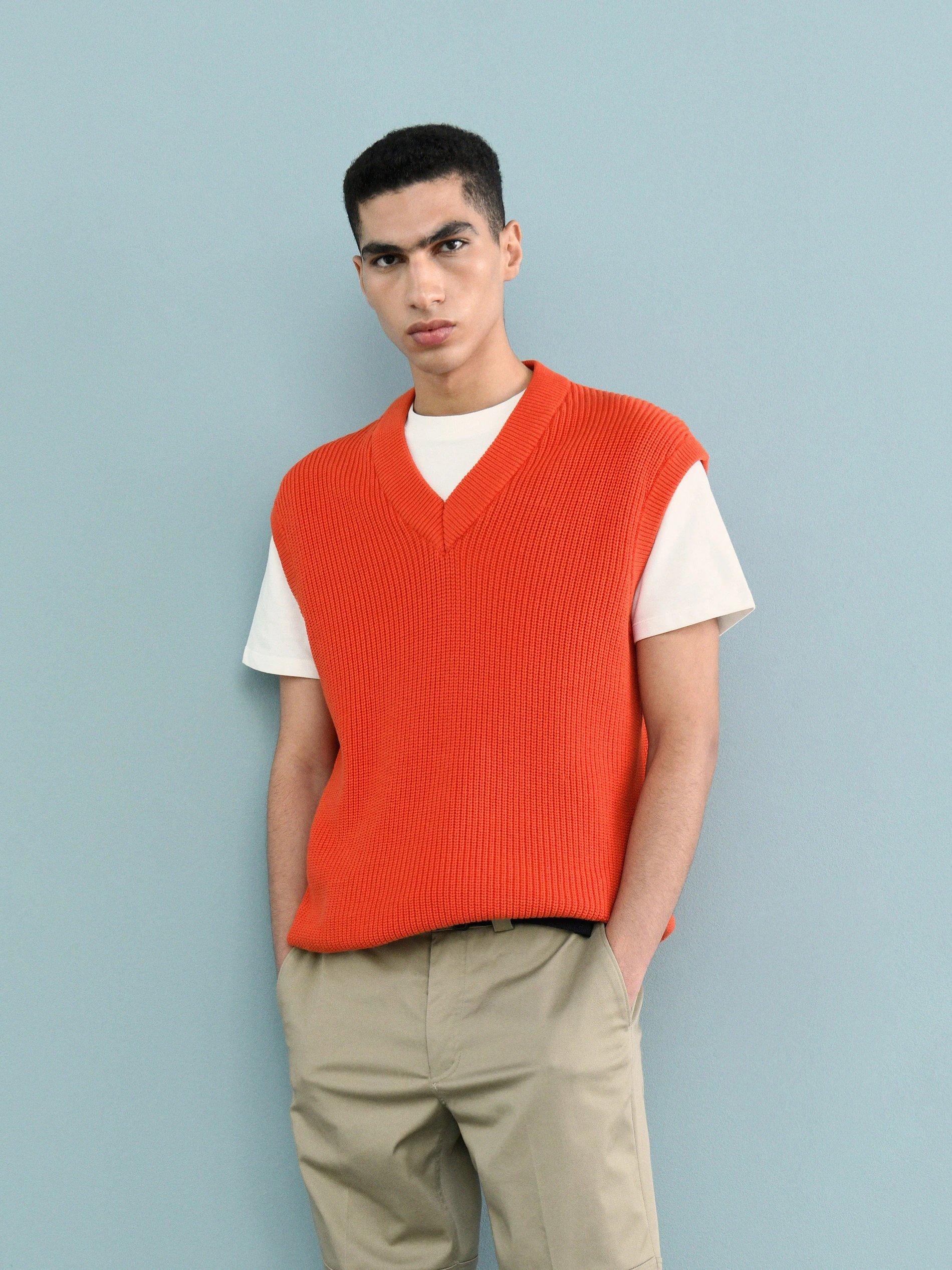 Red Knitted Vest, Men, , large image number 1