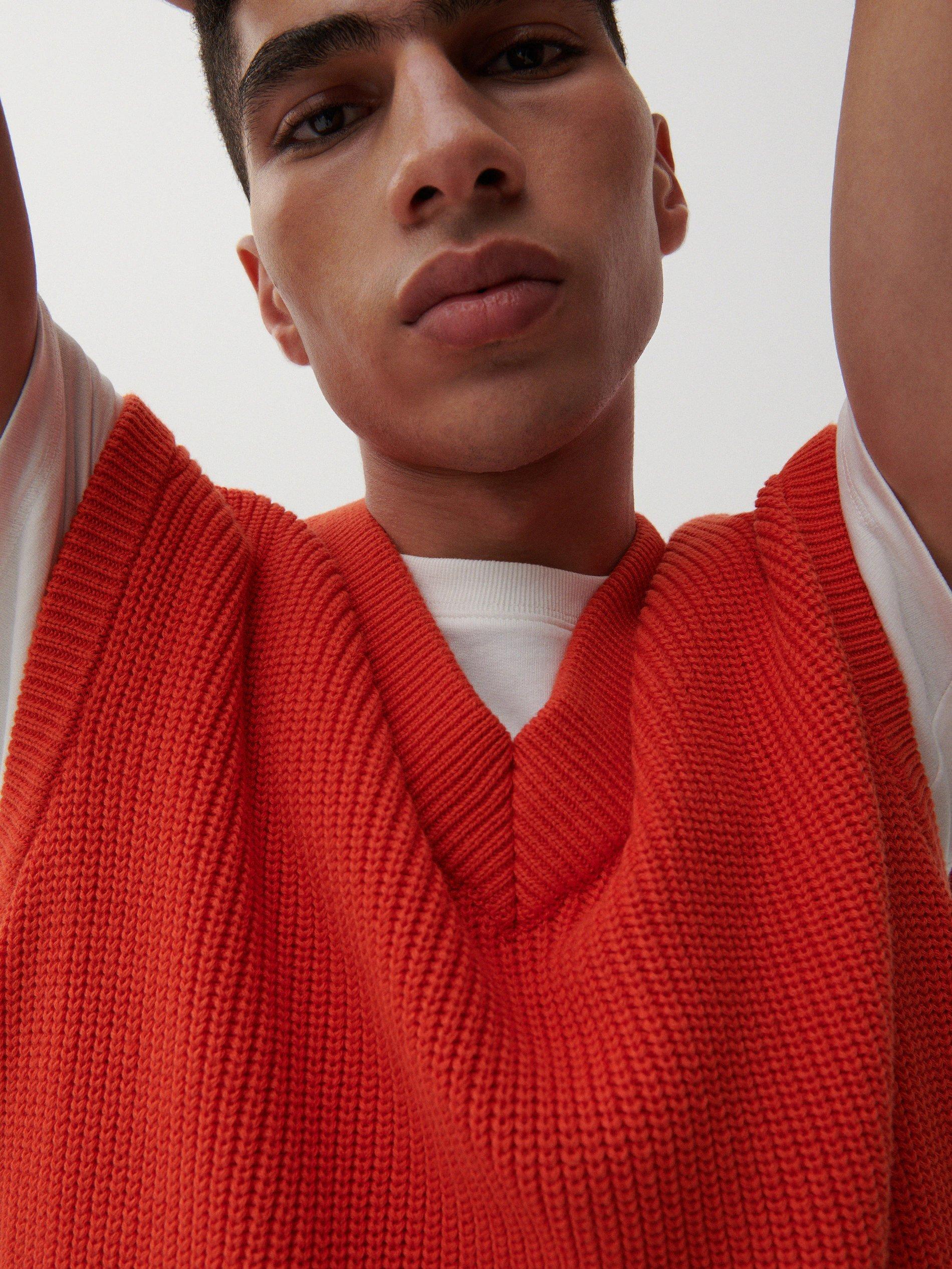 Red Knitted Vest, Men, , large image number 3
