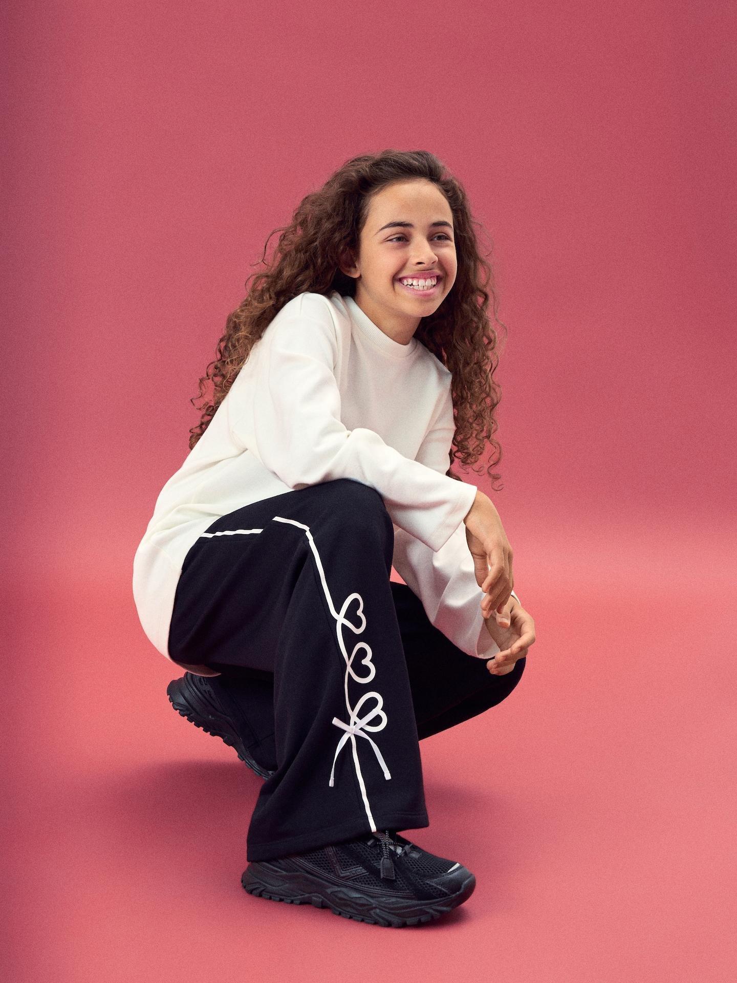 Black Sweatpants With Bow Details, Black, large image number 3