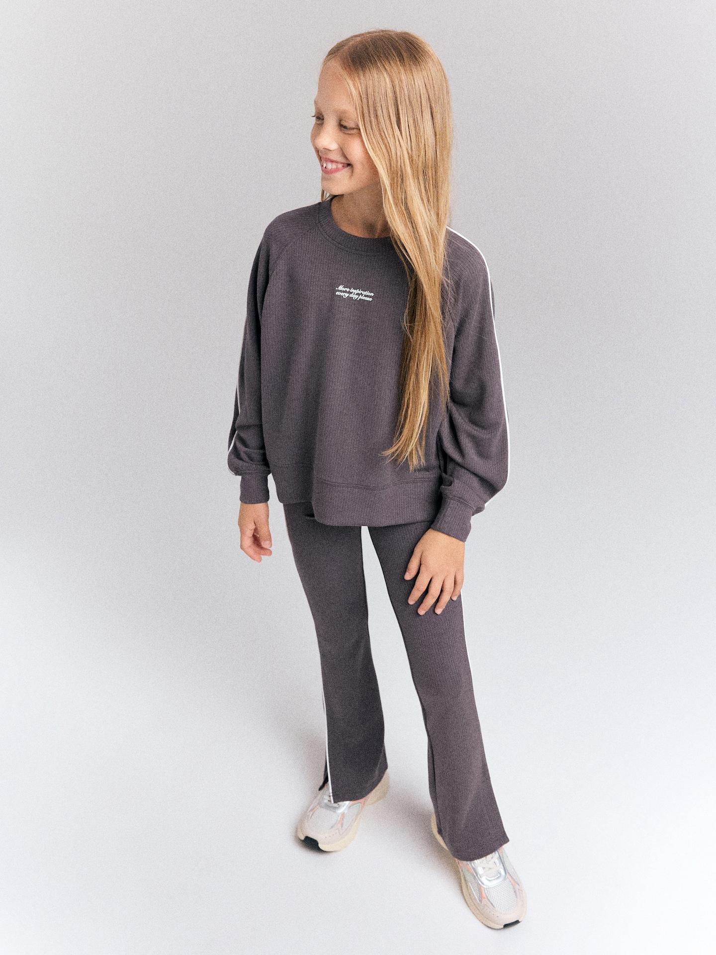 Grey Knitted Viscose Rich Set, Grey, medium