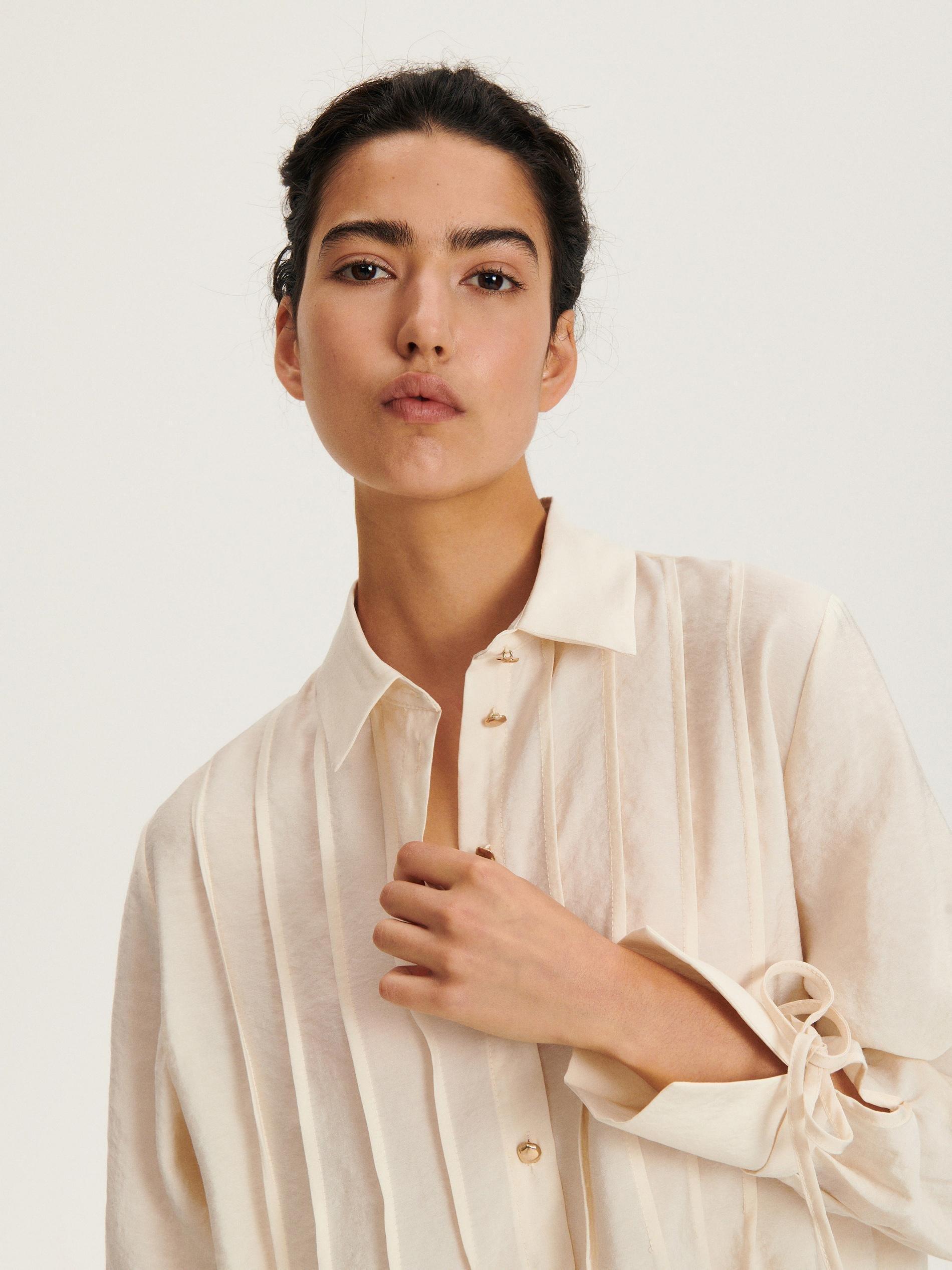 Cream Classic Collar Shirt, , large image number 1