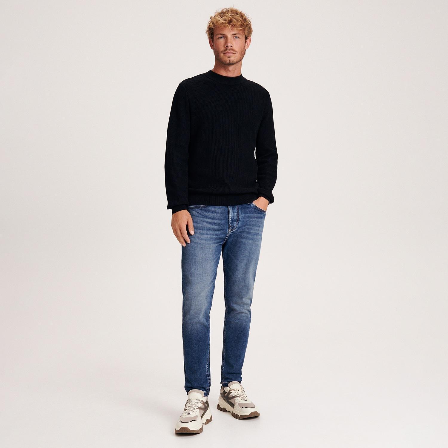 Blue Carrot Slim Jeans With Wash Effect, , large image number 4