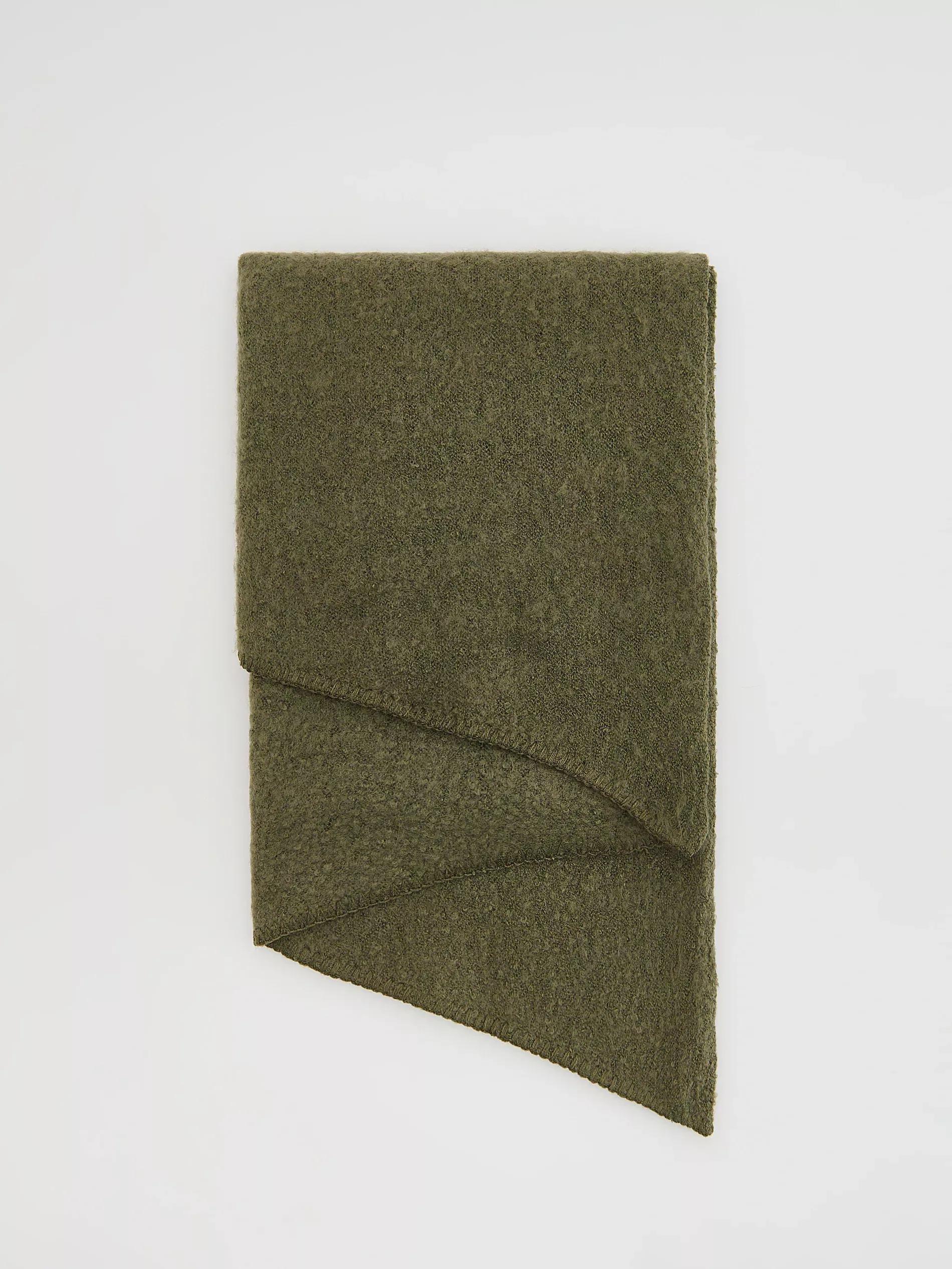 Green Scarf, Green, large image number 1